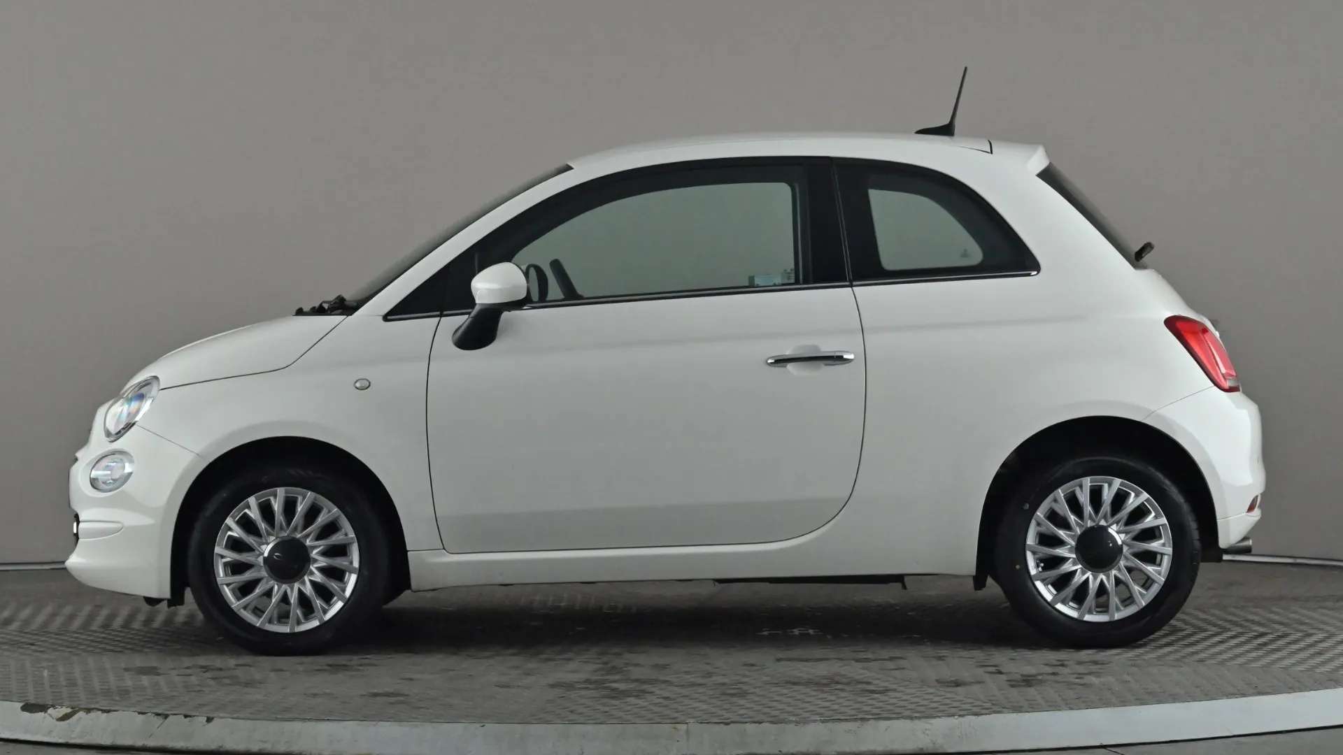 A 2020 FIAT 500 1.2 Lounge A 2020 FIAT 500 1.2 Lounge