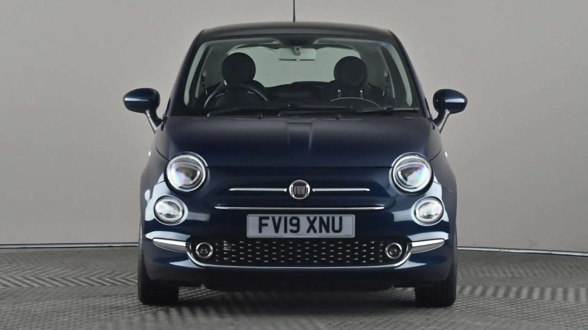 A 2019 FIAT 500 1.2 Lounge A 2019 FIAT 500 1.2 Lounge