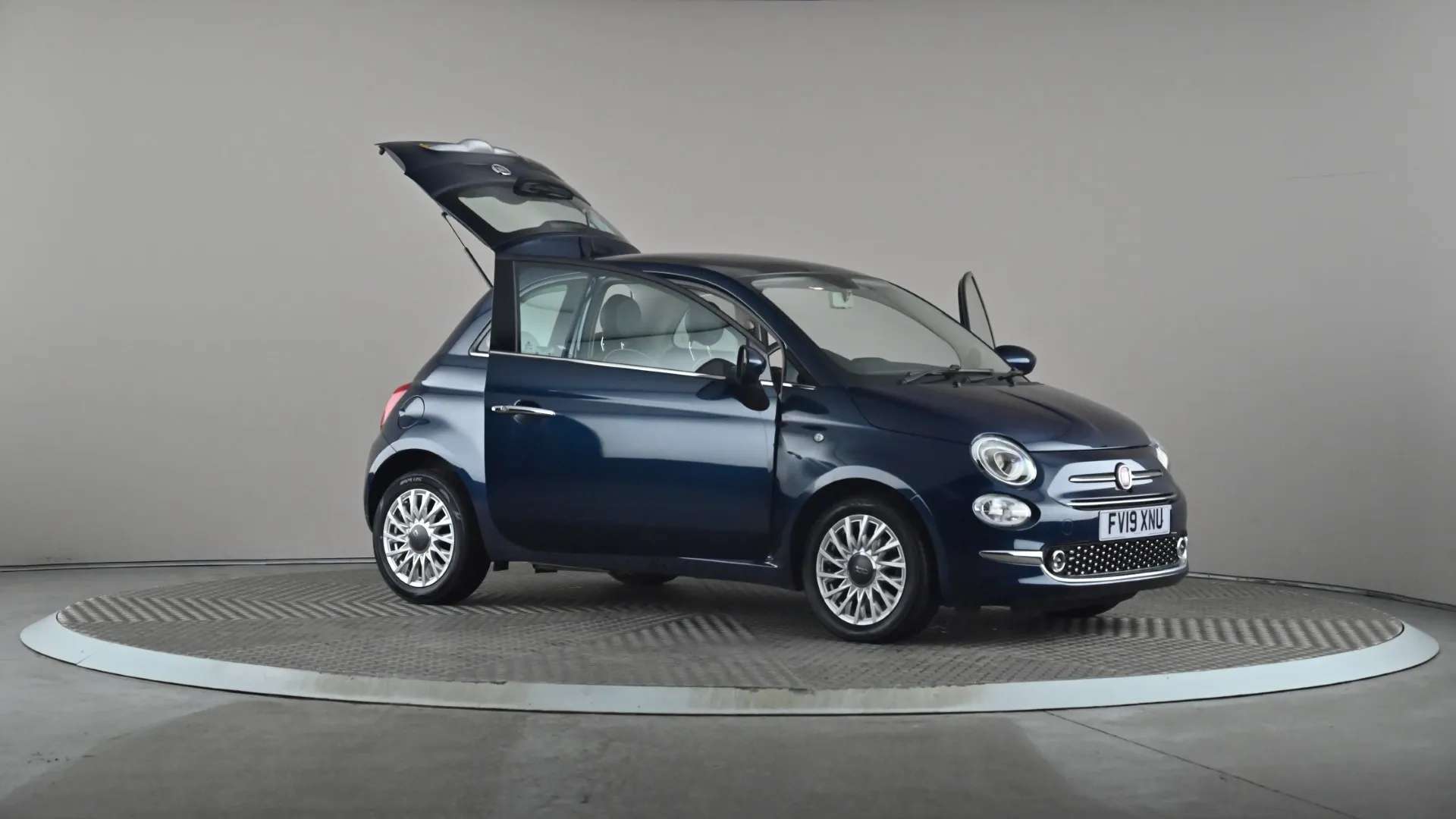 2019 FIAT 500 2019 FIAT 500