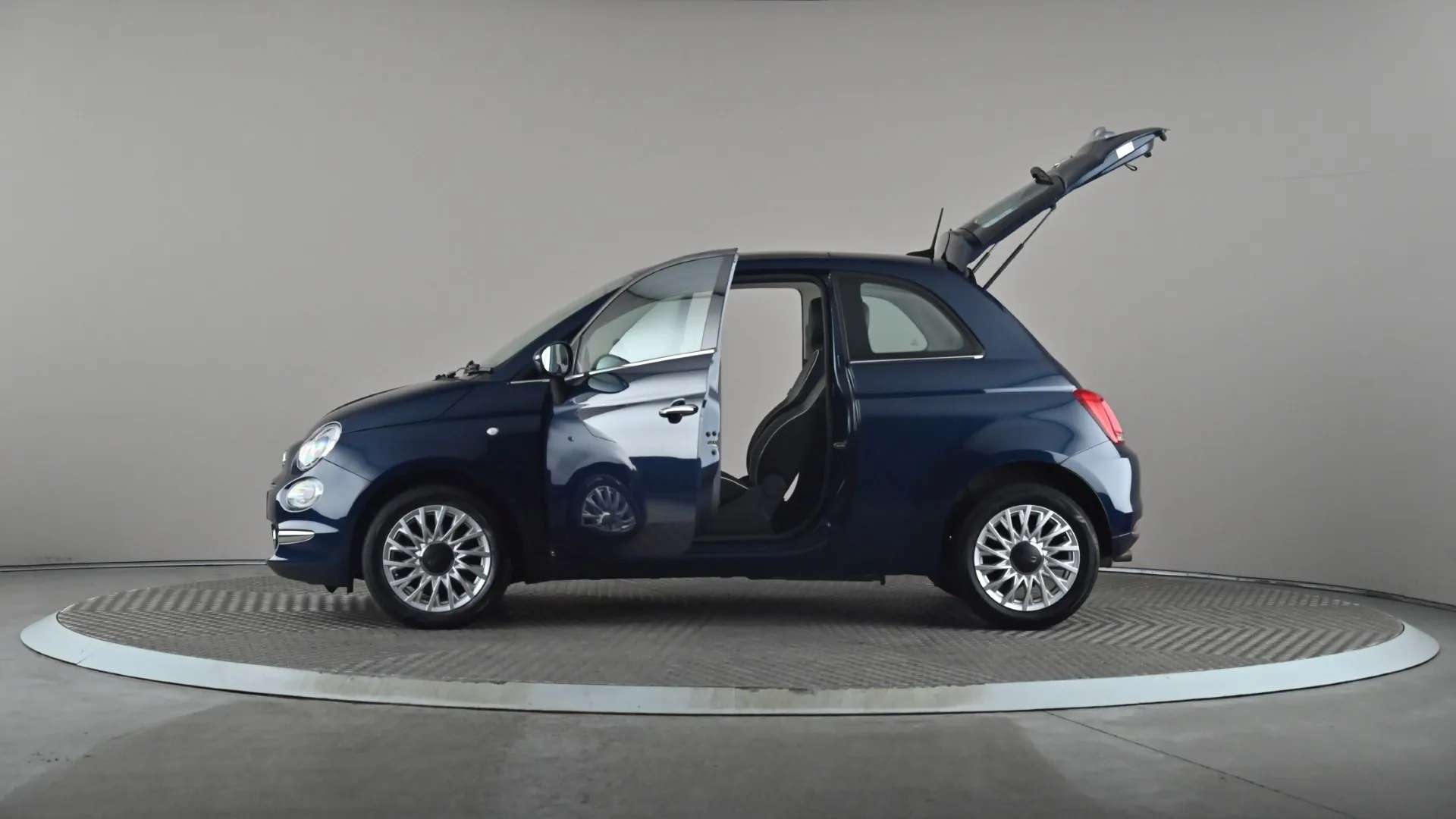 2019 FIAT 500 2019 FIAT 500