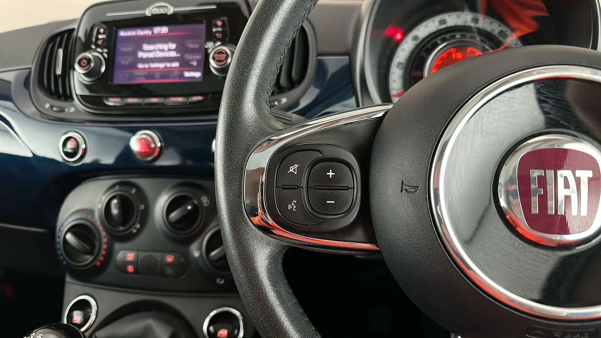 2019 FIAT 500 2019 FIAT 500