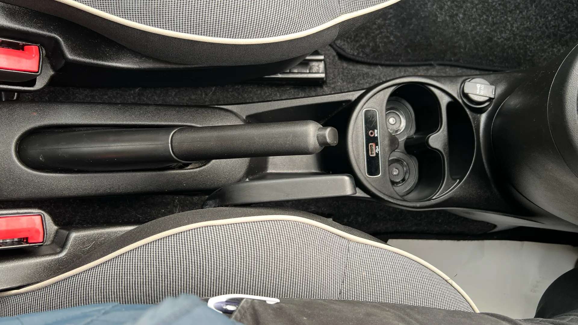 2018 FIAT 500 2018 FIAT 500