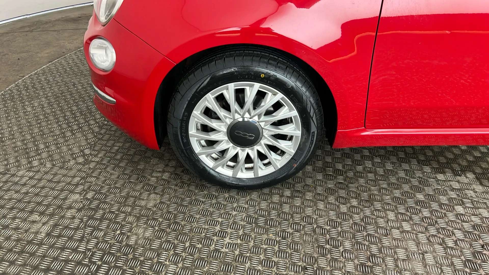 2019 FIAT 500 2019 FIAT 500