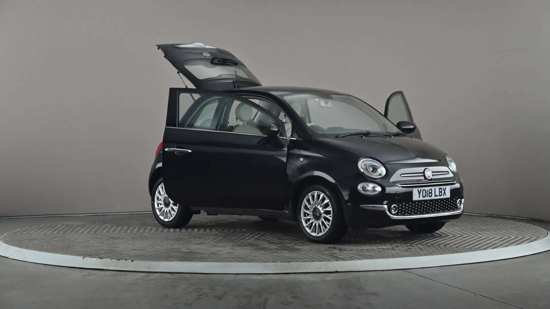 2018 FIAT 500 2018 FIAT 500