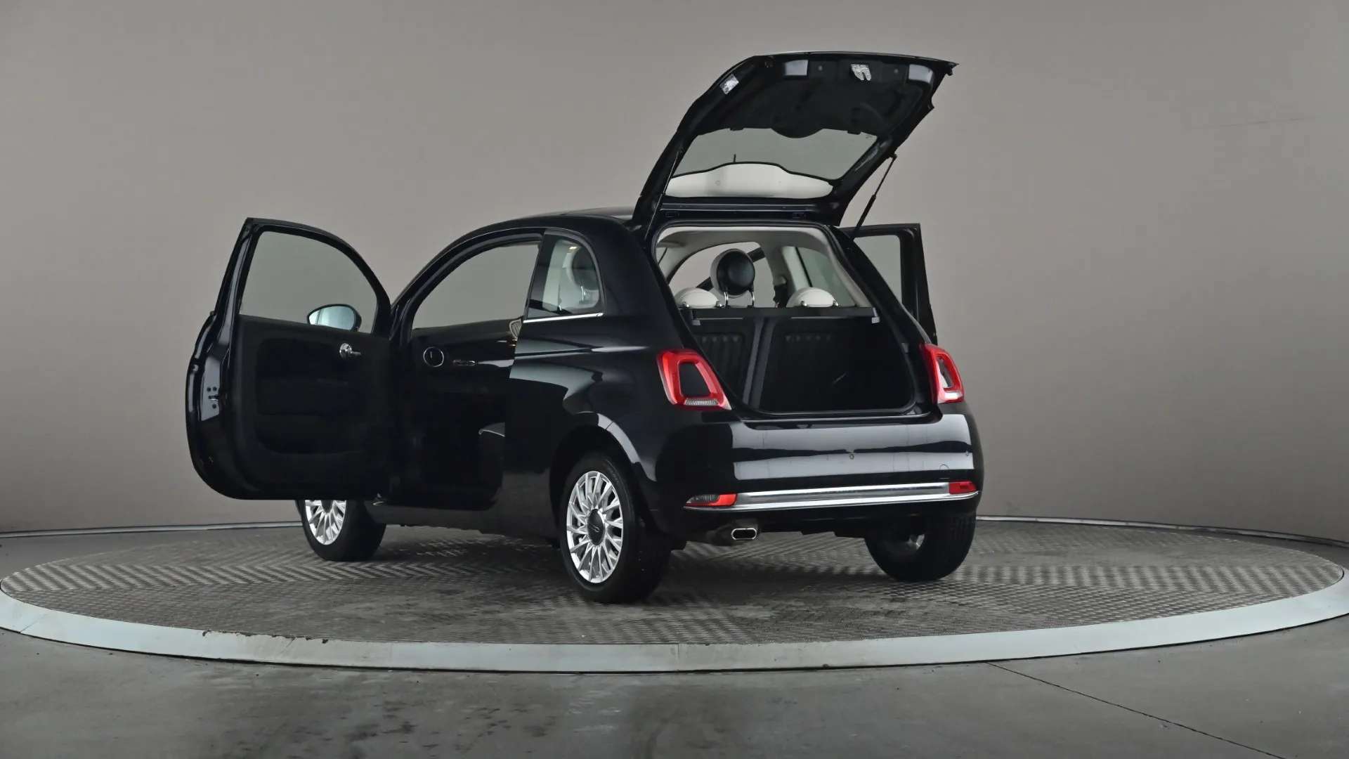 2018 FIAT 500 2018 FIAT 500