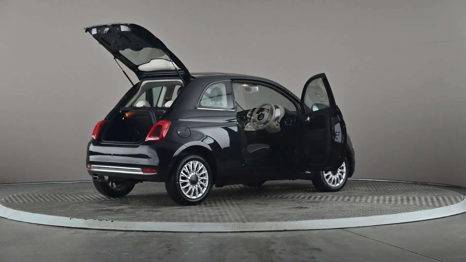 2018 FIAT 500 2018 FIAT 500
