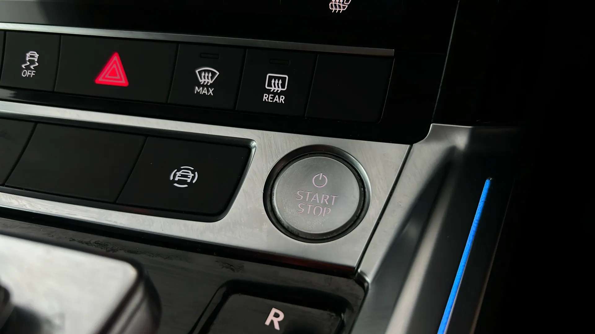 2020 AUDI E-TRON 2020 AUDI E-TRON