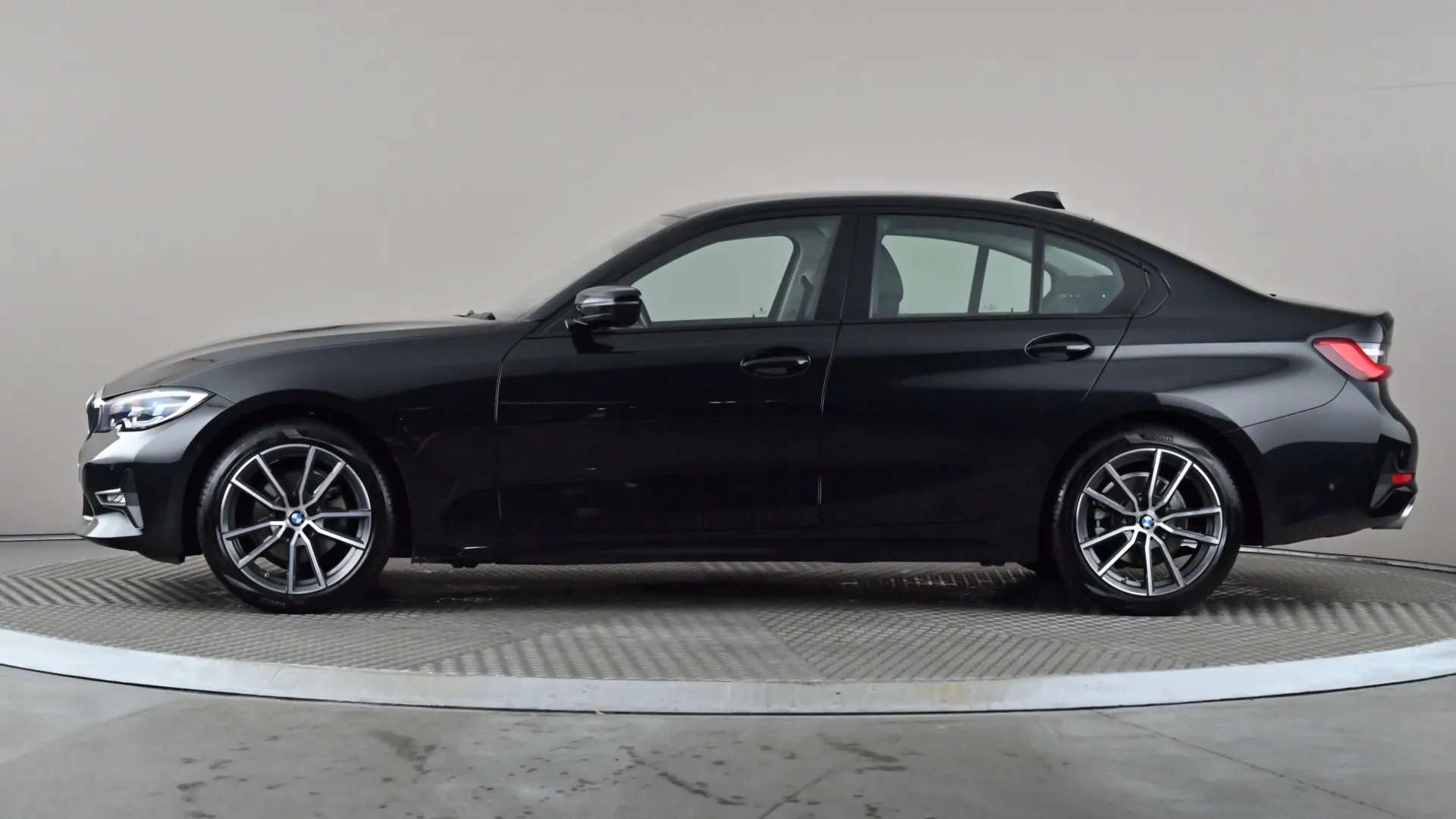A 2021 BMW 3 SERIES 320i Sport Step Auto A 2021 BMW 3 SERIES 320i Sport Step Auto