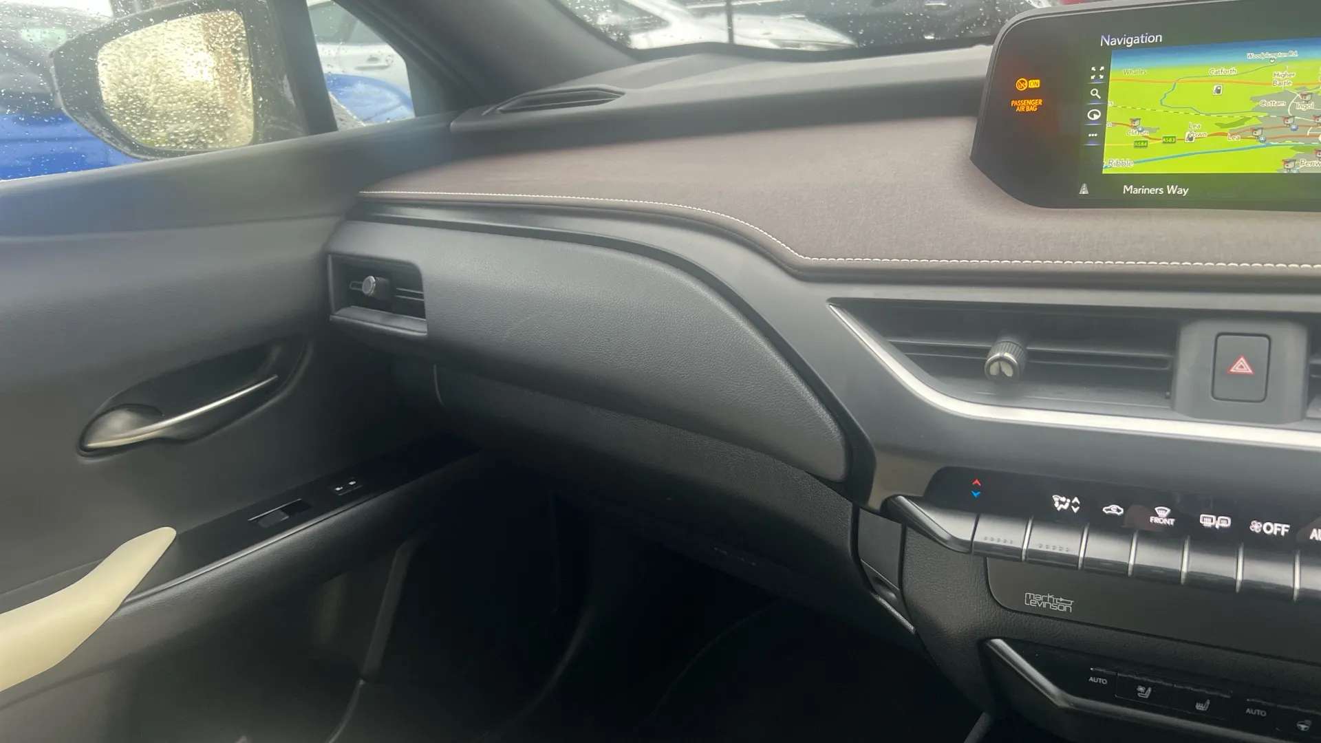 2021 LEXUS UX 2021 LEXUS UX