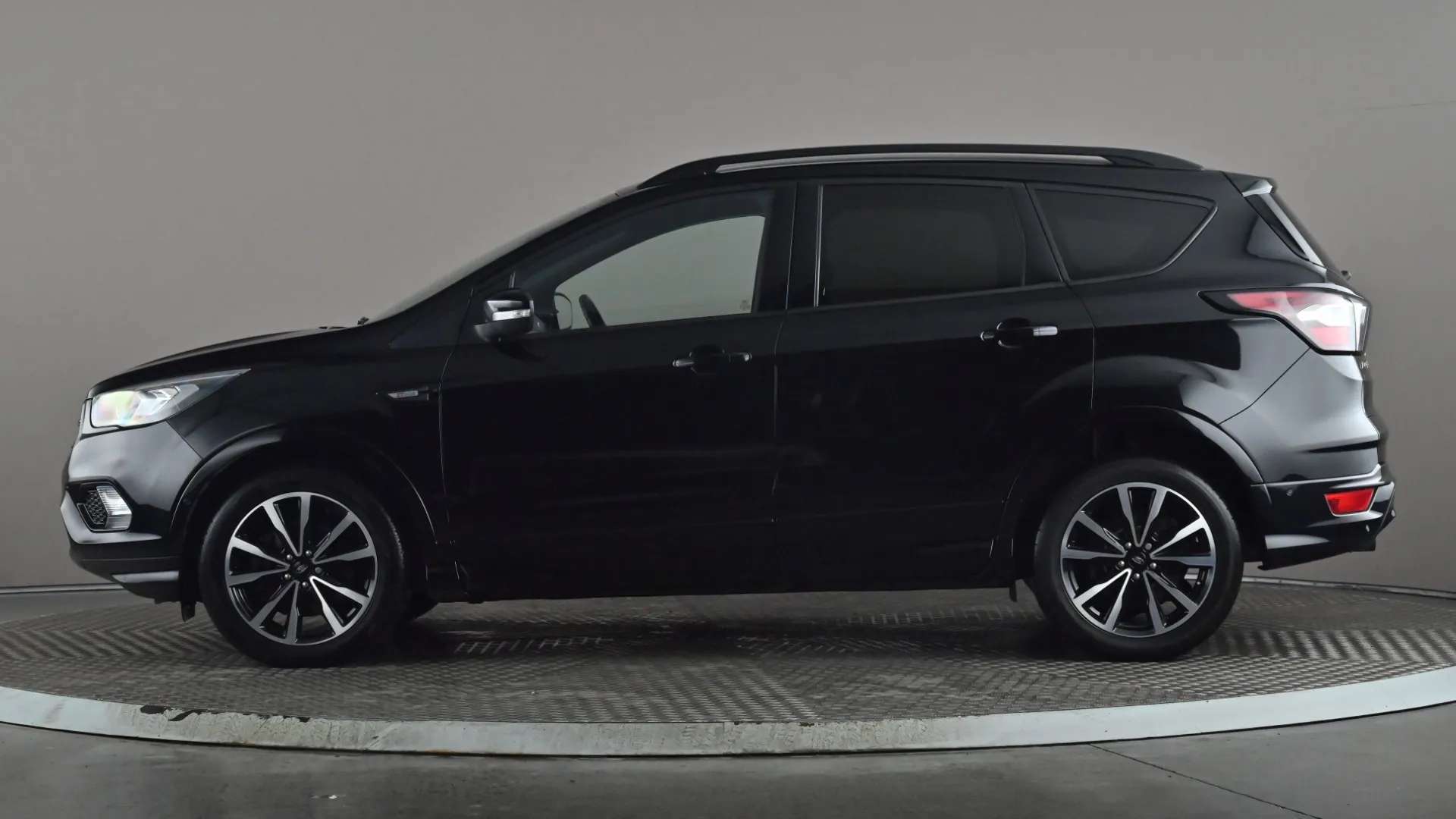 A 2019 FORD KUGA 2.0 TDCi 180 ST-Line Auto A 2019 FORD KUGA 2.0 TDCi 180 ST-Line Auto