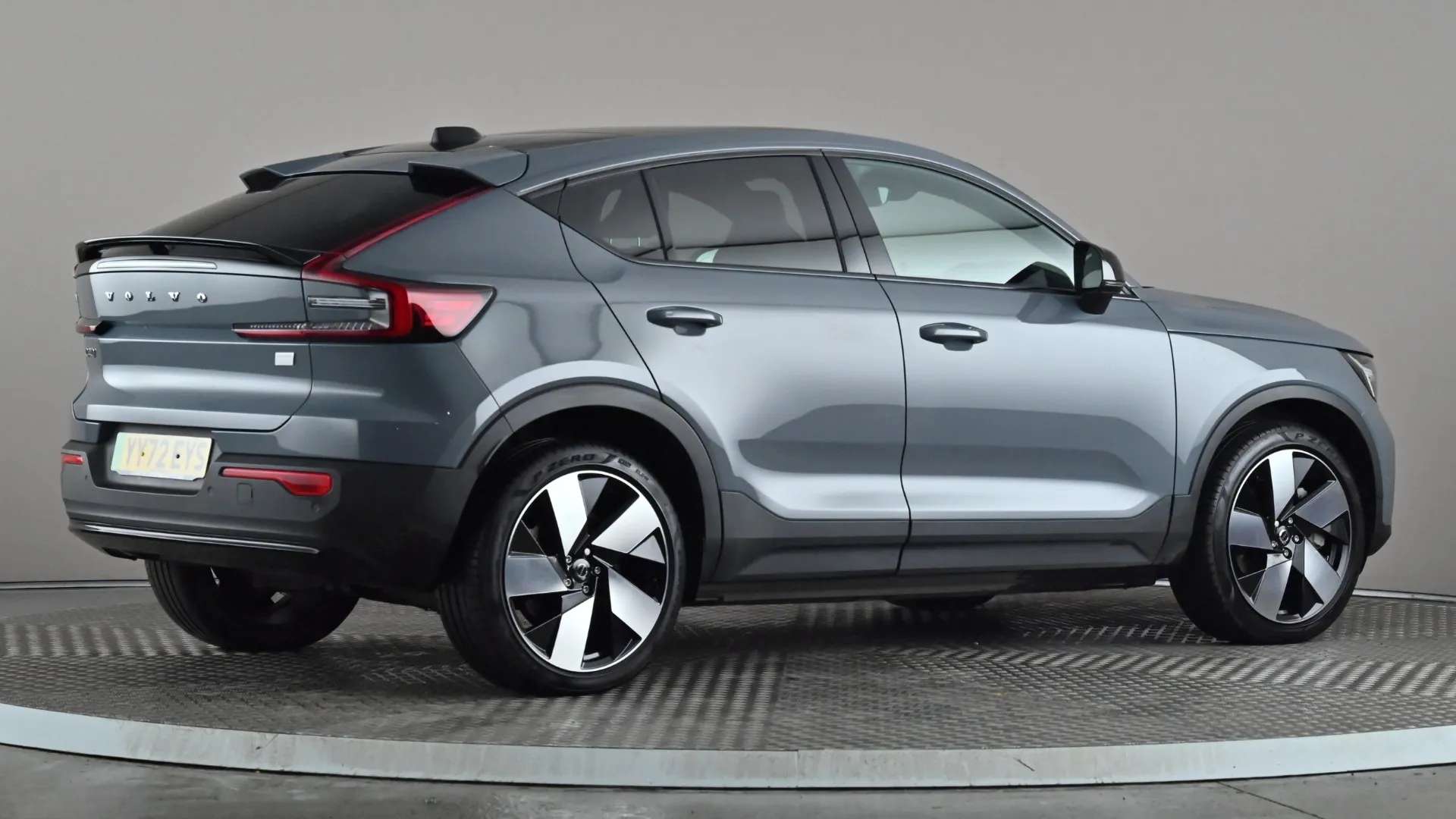 2022 VOLVO C40 2022 VOLVO C40