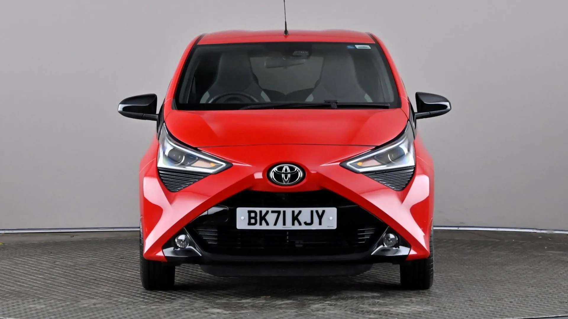 A 2021 TOYOTA AYGO 1.0 VVT-i X-Trend TSS x-shift A 2021 TOYOTA AYGO 1.0 VVT-i X-Trend TSS x-shift