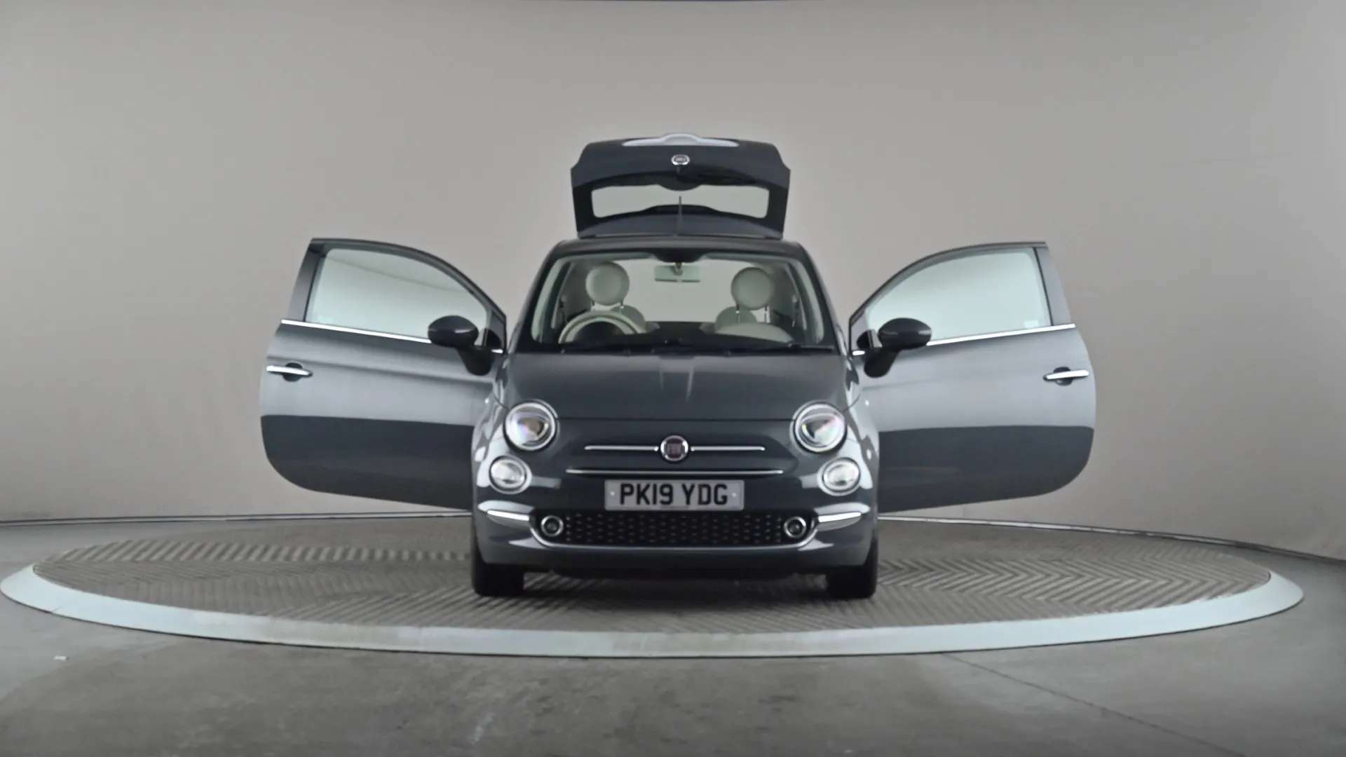 2019 FIAT 500 2019 FIAT 500