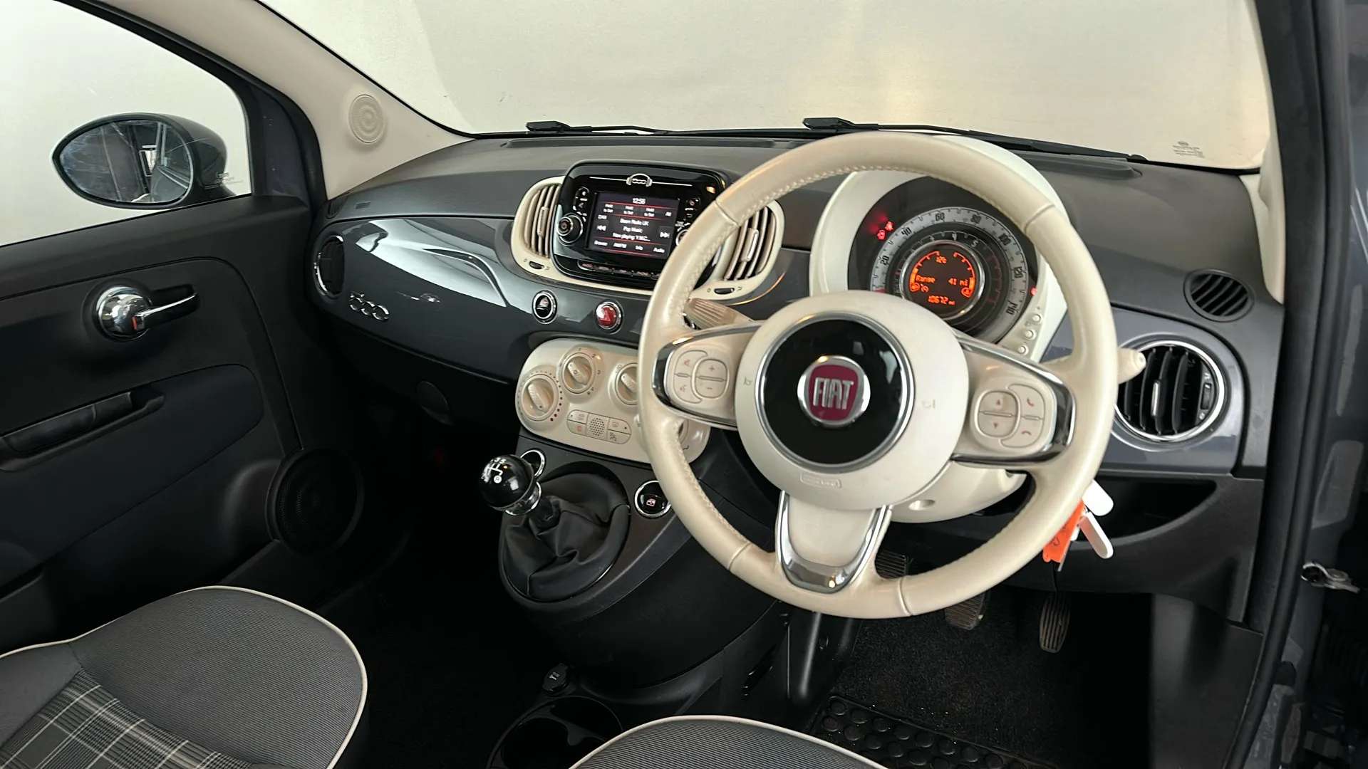 2019 FIAT 500 2019 FIAT 500