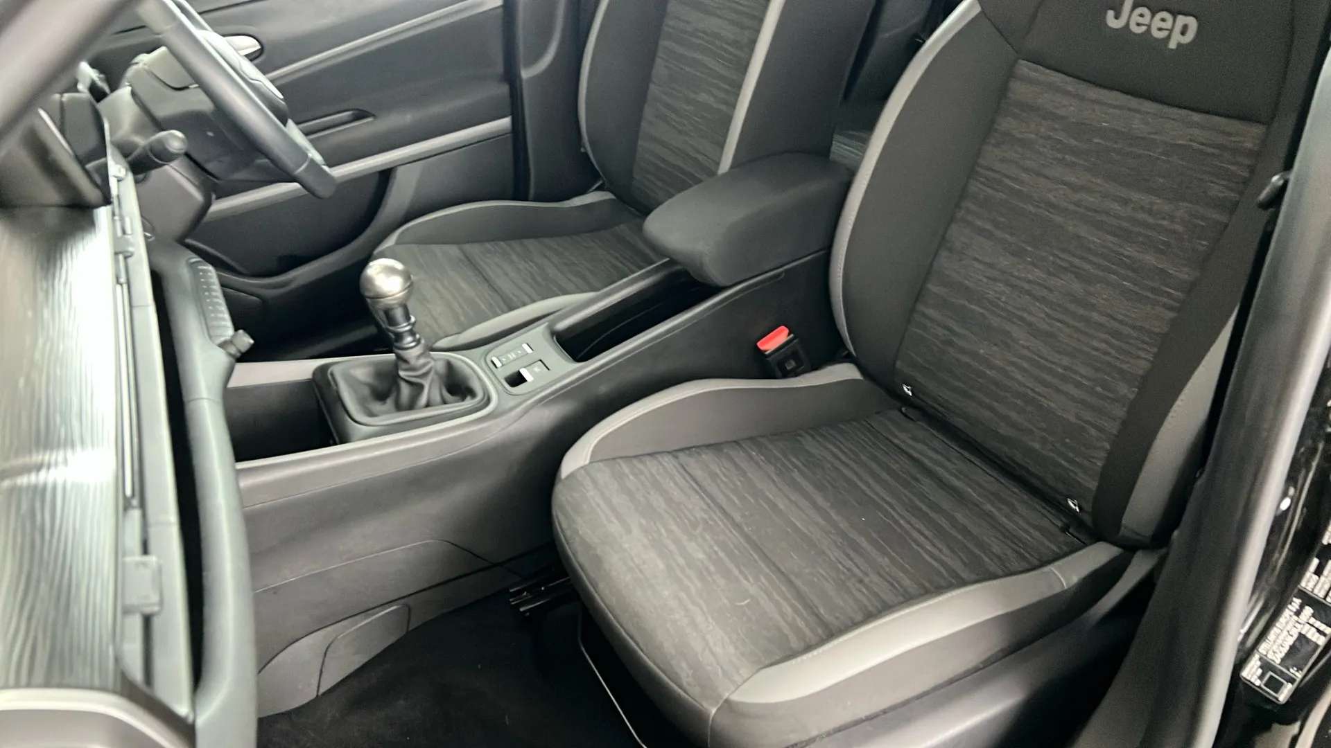 2024 JEEP AVENGER 2024 JEEP AVENGER