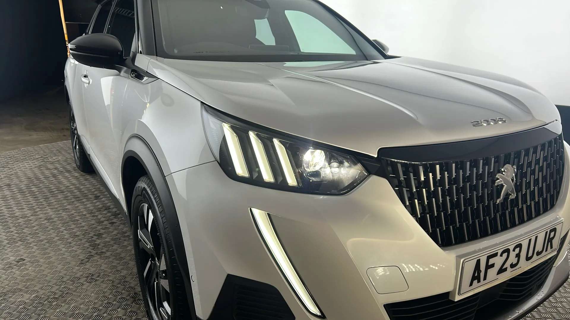 2023 PEUGEOT 2008 2023 PEUGEOT 2008