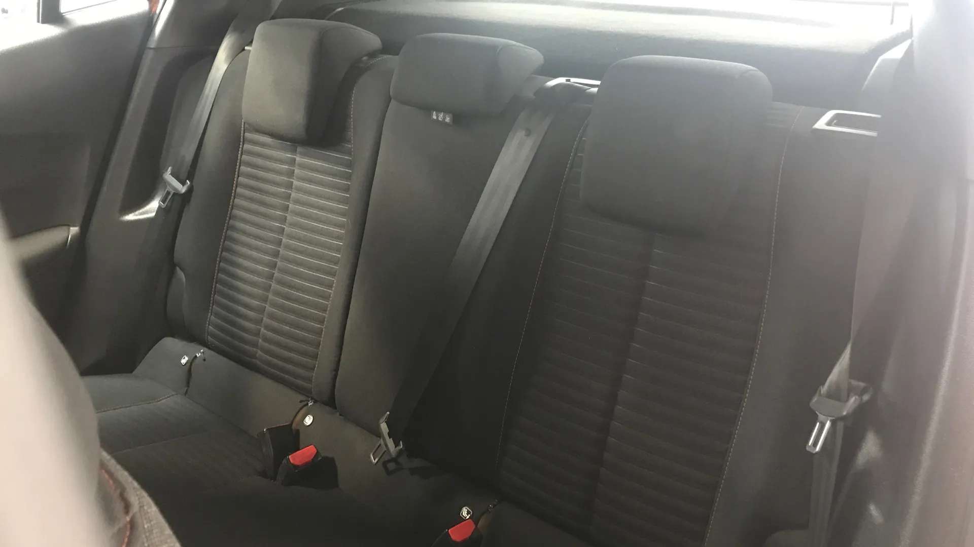 2021 PEUGEOT 2008 2021 PEUGEOT 2008