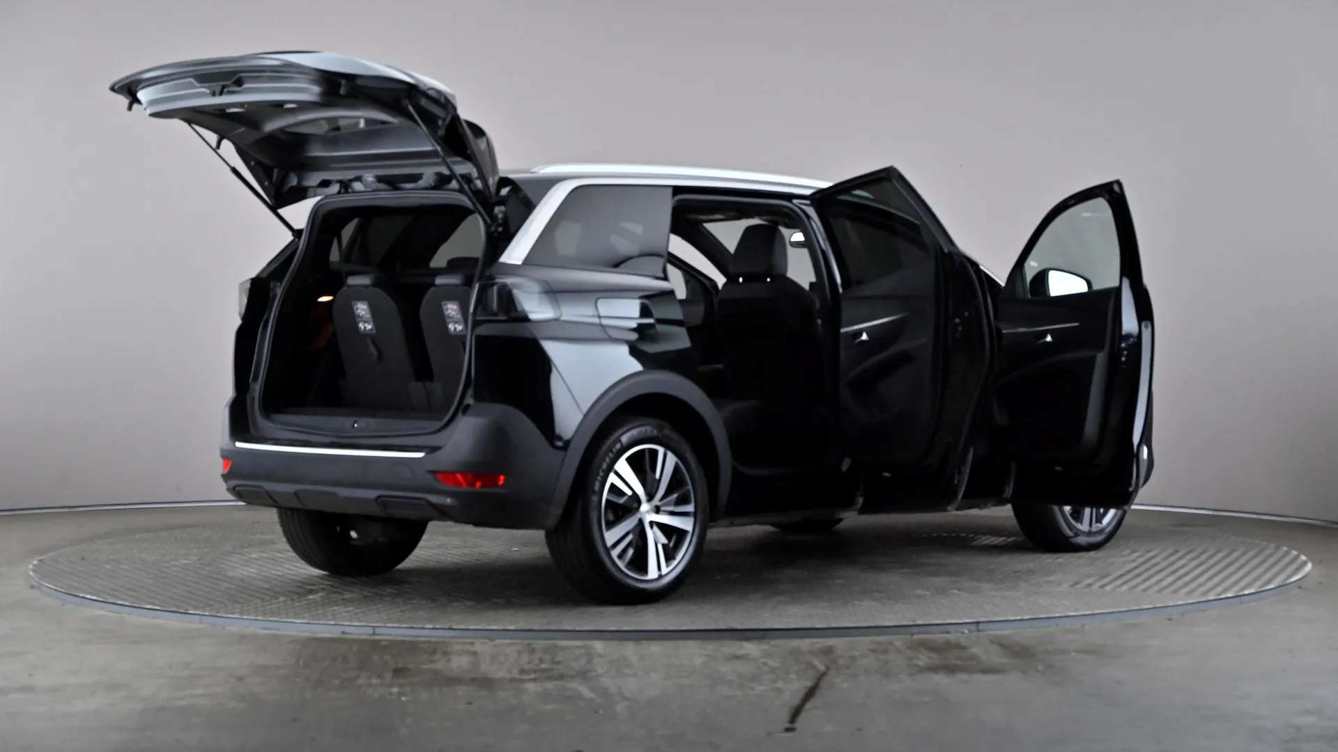 2023 PEUGEOT 5008 2023 PEUGEOT 5008