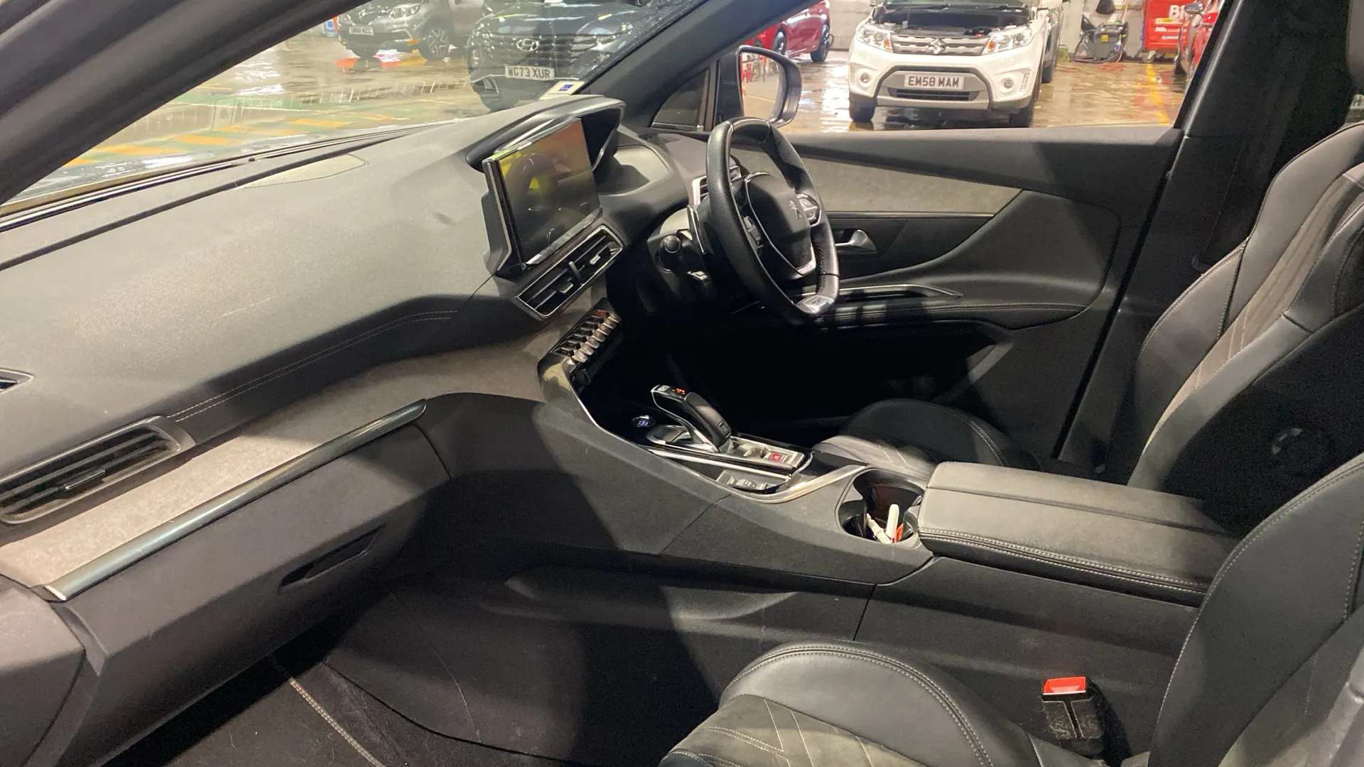 2022 PEUGEOT 5008 2022 PEUGEOT 5008