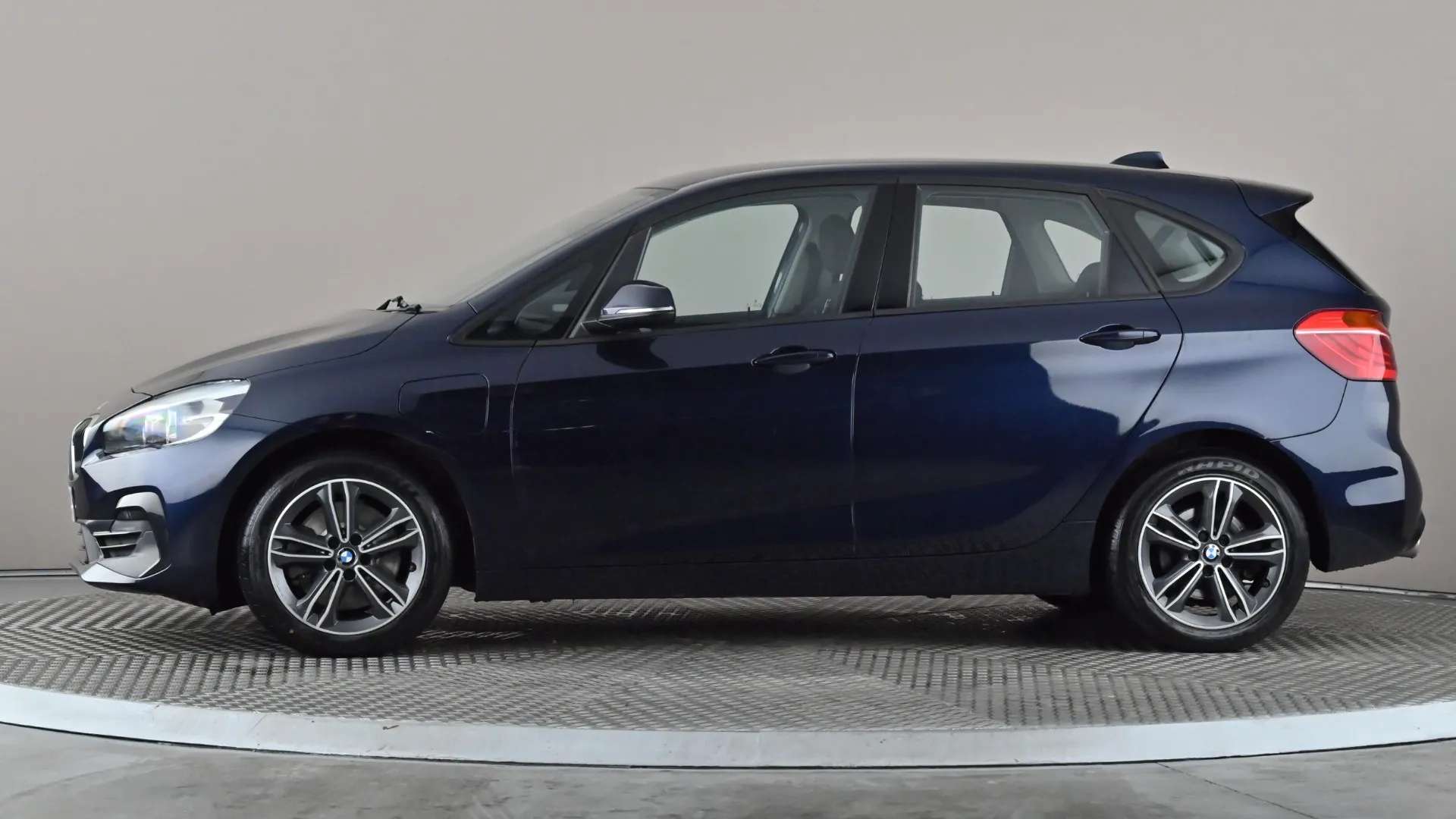A 2019 BMW 2 SERIES ACTIVE TOURER 225xe Sport Auto A 2019 BMW 2 SERIES ACTIVE TOURER 225xe Sport Auto