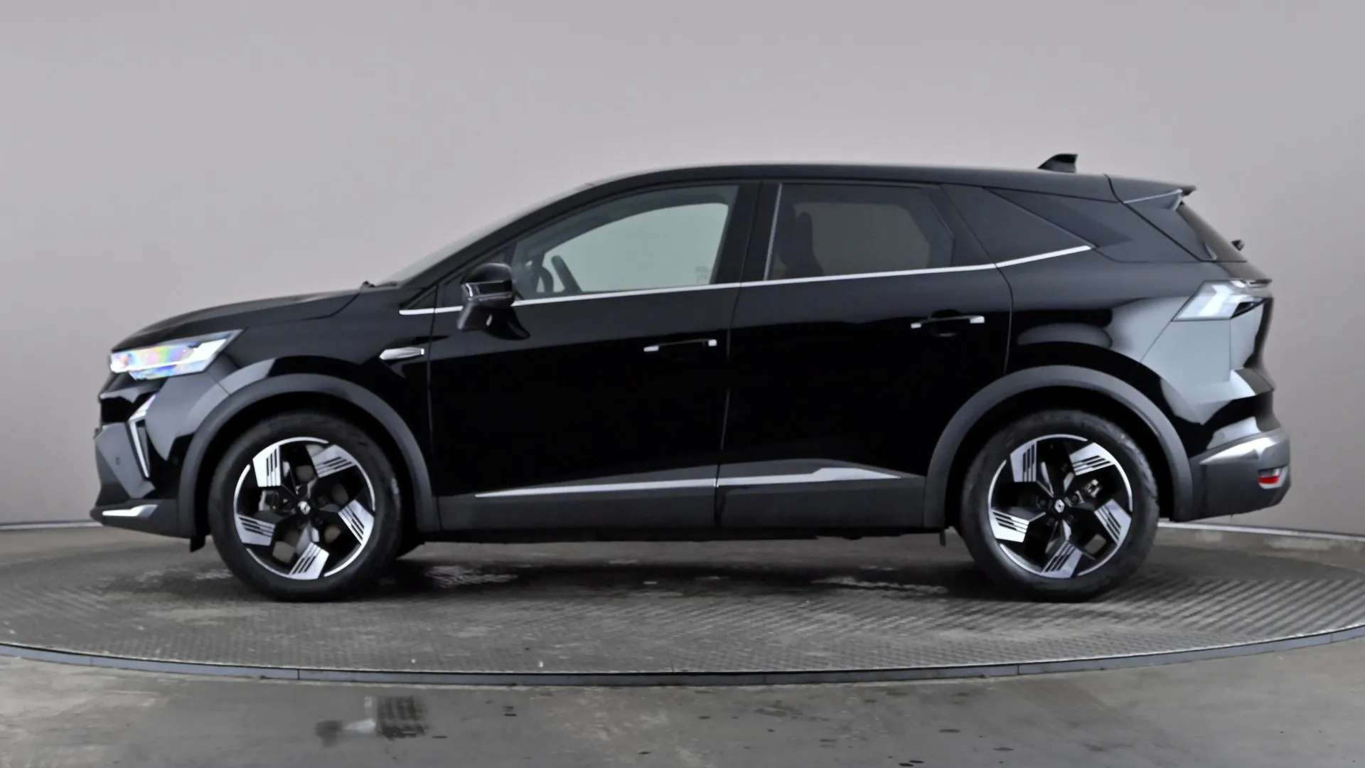 A 2025 RENAULT SYMBIOZ 1.8 E-Tech FHEV 160 Techno Auto A 2025 RENAULT SYMBIOZ 1.8 E-Tech FHEV 160 Techno Auto