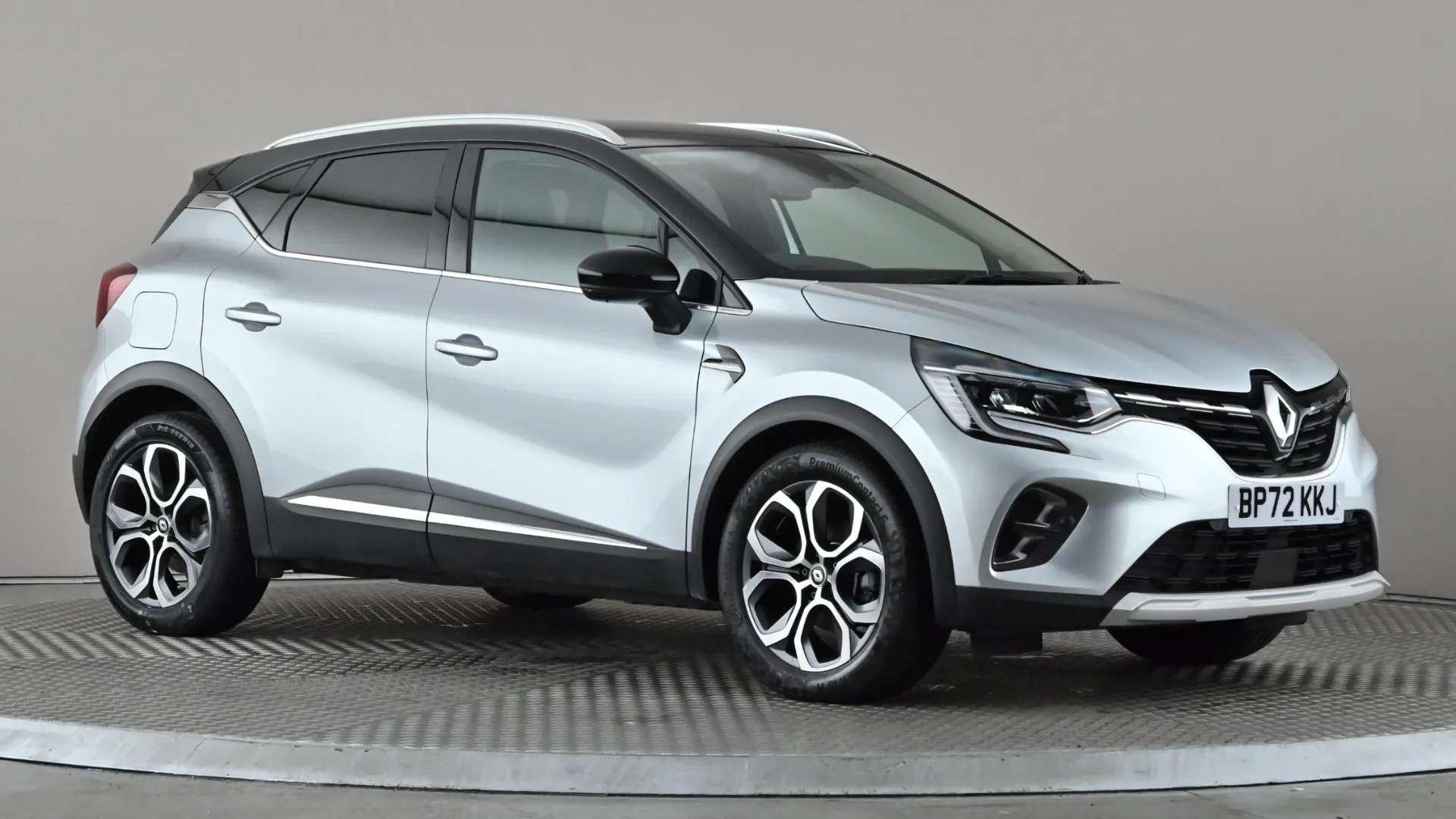 A 2022 RENAULT CAPTUR 1.6 E-Tech Plug-in hybrid 160 Techno Auto A 2022 RENAULT CAPTUR 1.6 E-Tech Plug-in hybrid 160 Techno Auto