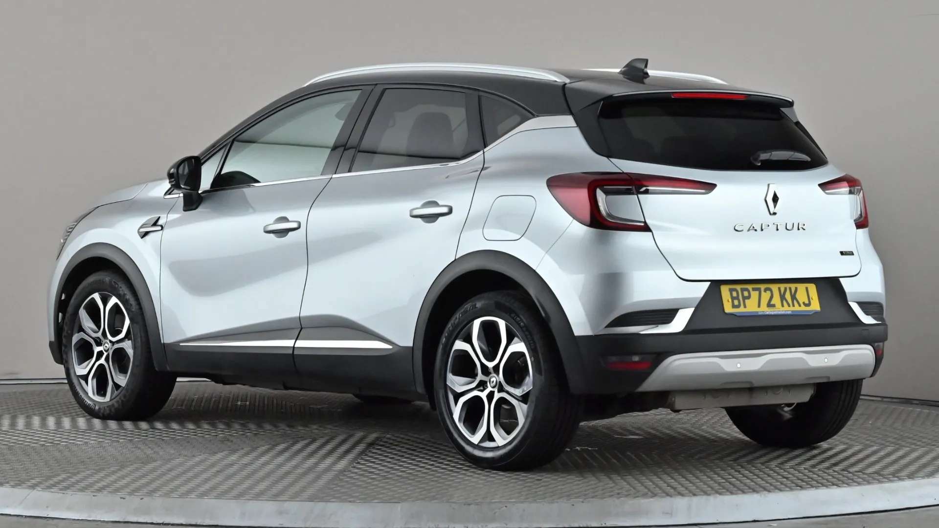 A 2022 RENAULT CAPTUR 1.6 E-Tech Plug-in hybrid 160 Techno Auto A 2022 RENAULT CAPTUR 1.6 E-Tech Plug-in hybrid 160 Techno Auto