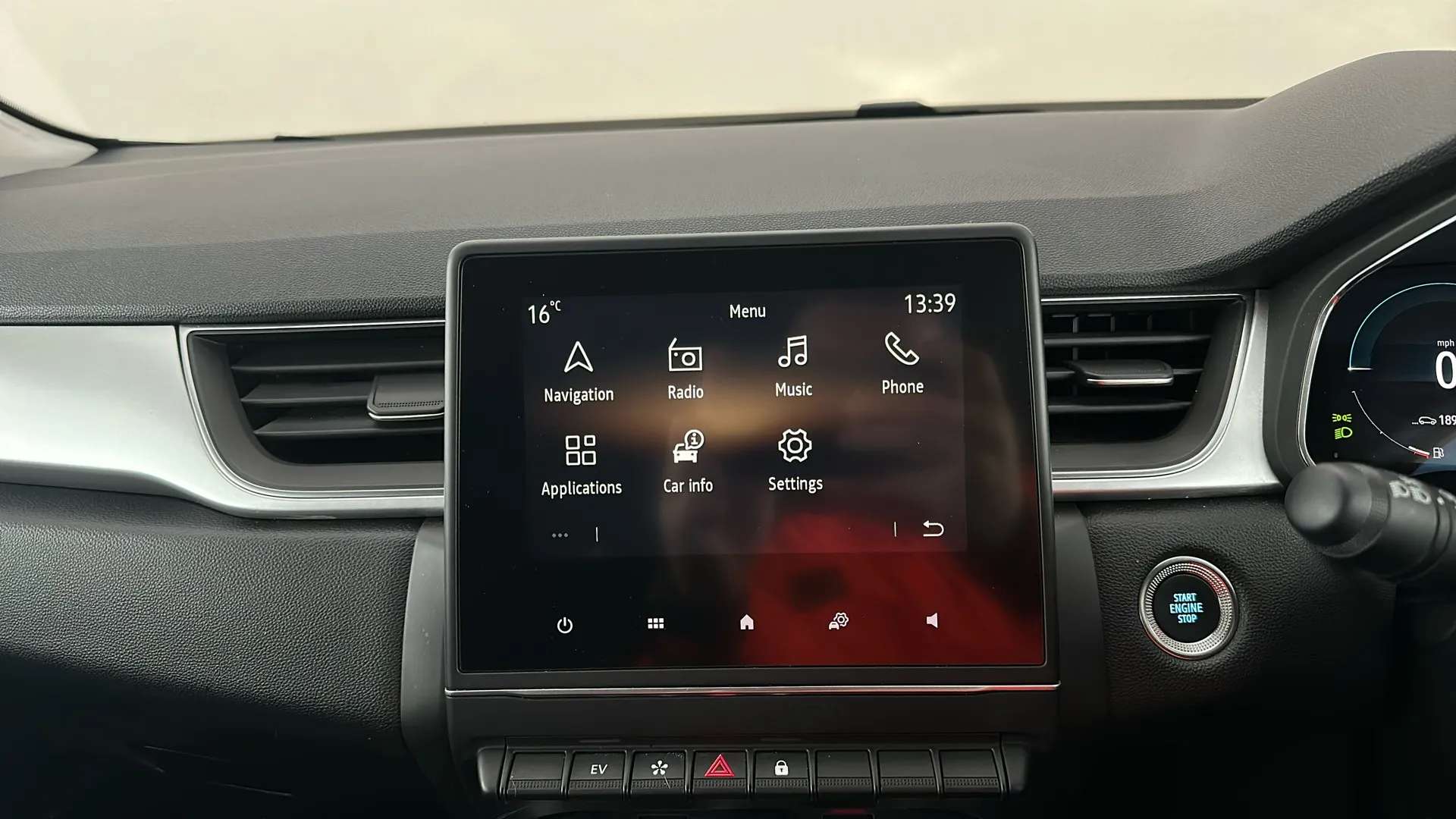 2022 RENAULT CAPTUR 2022 RENAULT CAPTUR