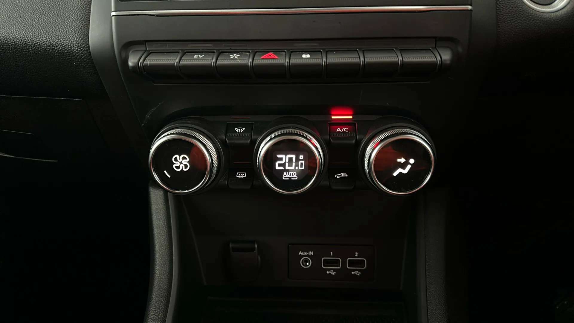 2022 RENAULT CAPTUR 2022 RENAULT CAPTUR