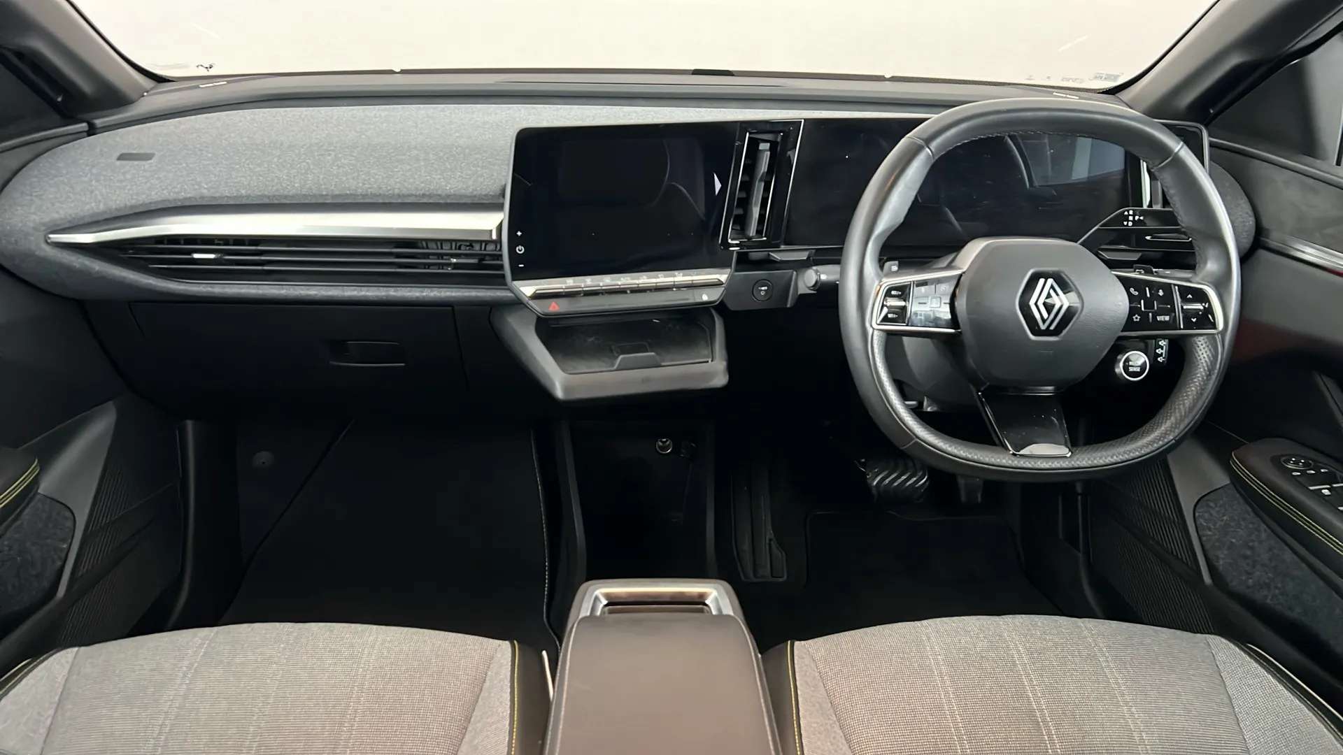 2022 RENAULT MEGANE E-TECH 2022 RENAULT MEGANE E-TECH