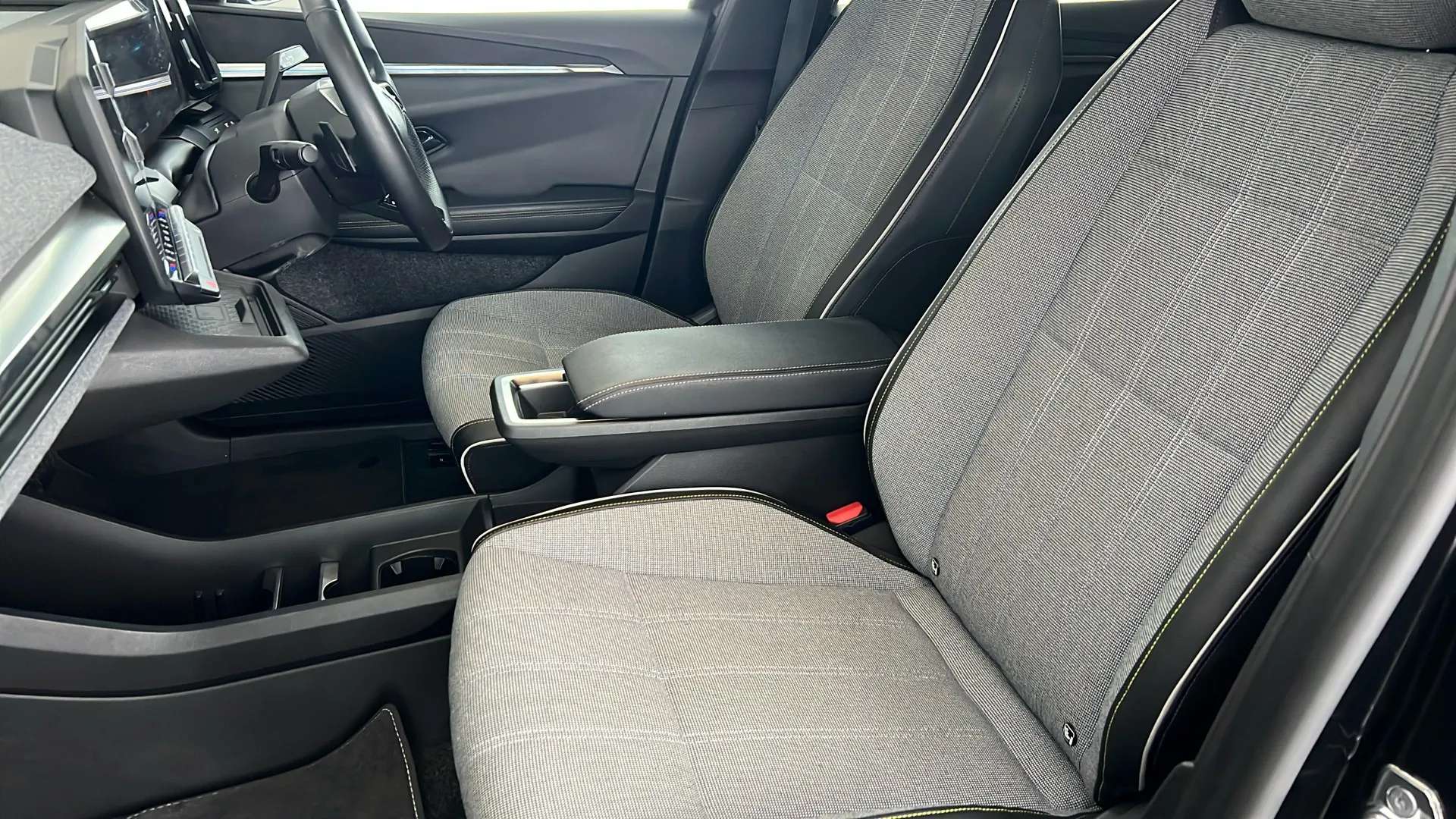 2022 RENAULT MEGANE E-TECH 2022 RENAULT MEGANE E-TECH