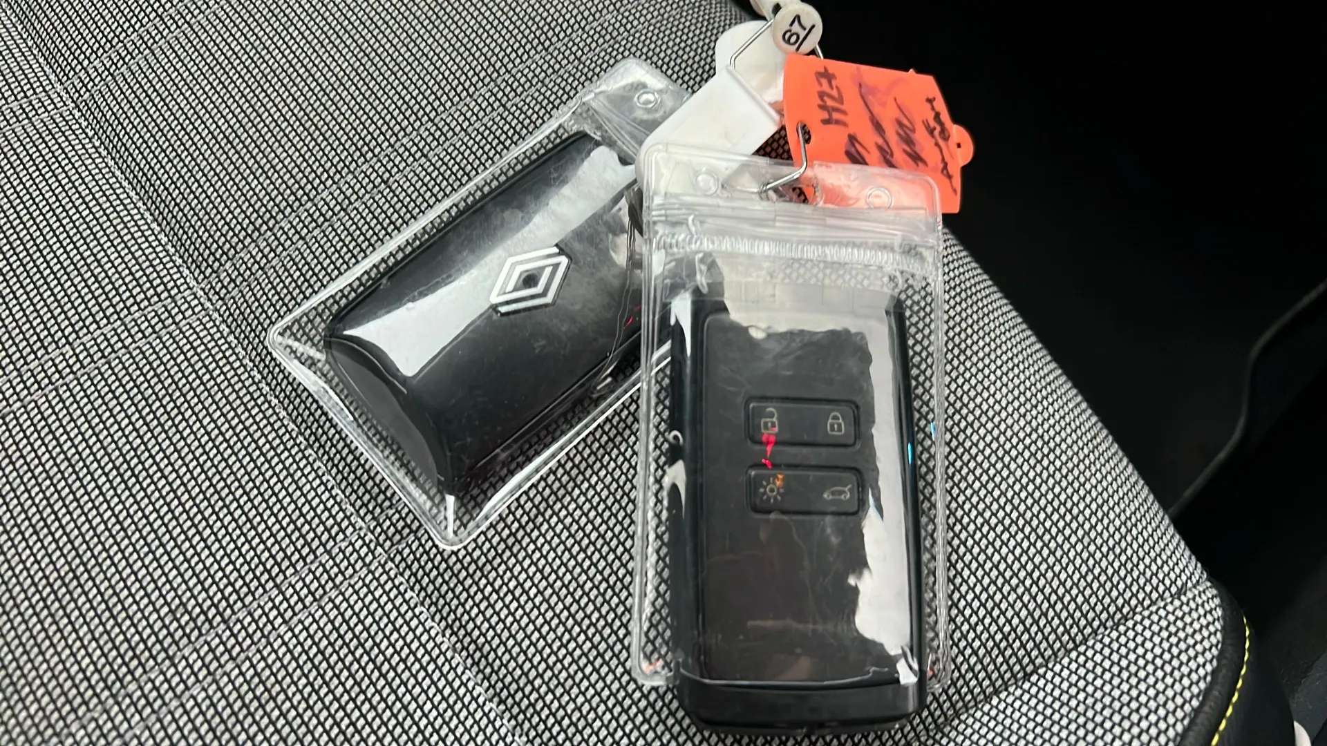 2022 RENAULT MEGANE E-TECH 2022 RENAULT MEGANE E-TECH