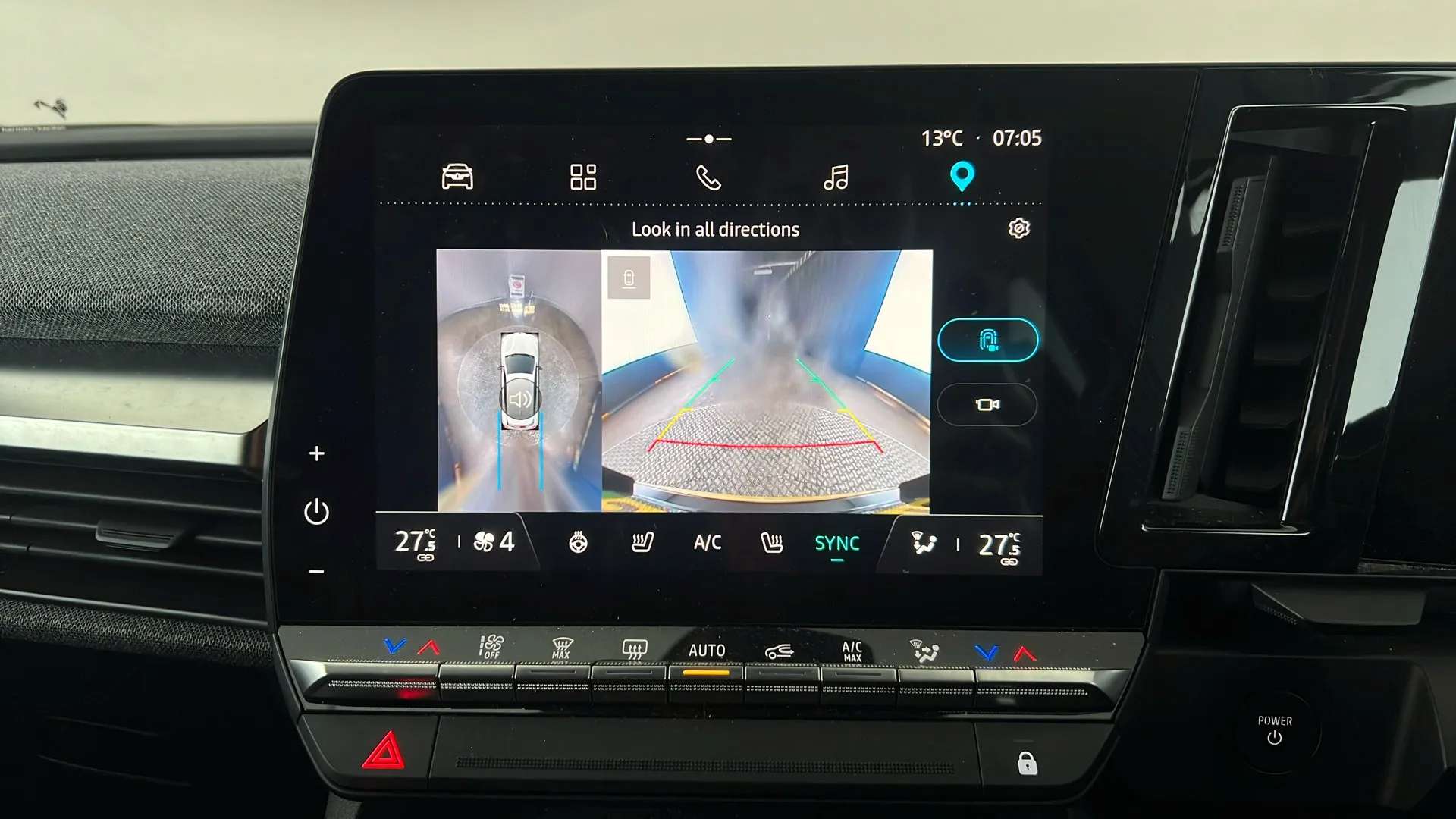 2022 RENAULT MEGANE E-TECH 2022 RENAULT MEGANE E-TECH