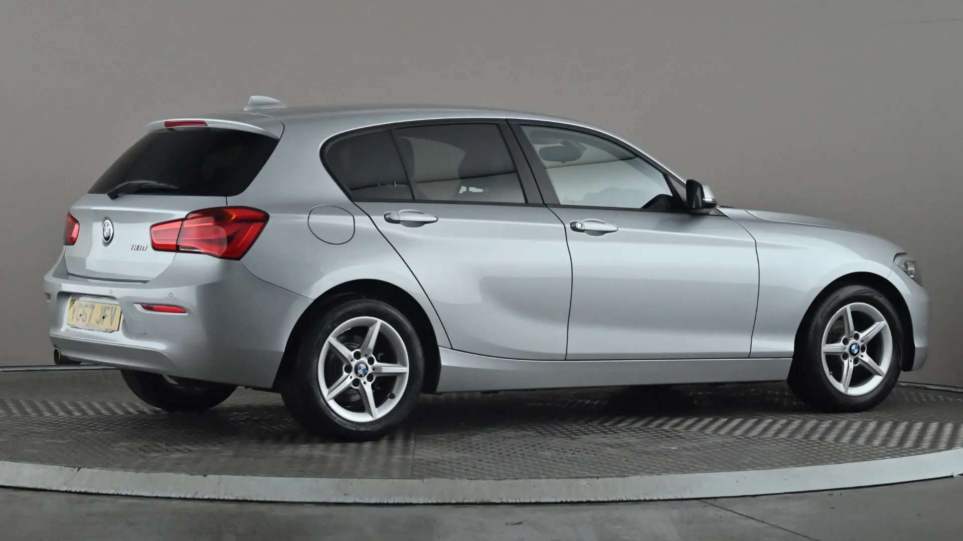 2017 BMW 1 SERIES 2017 BMW 1 SERIES