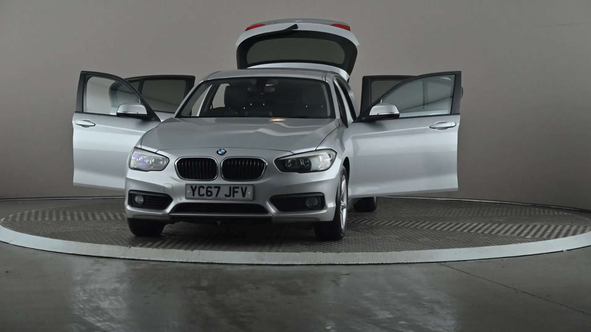 2017 BMW 1 SERIES 2017 BMW 1 SERIES