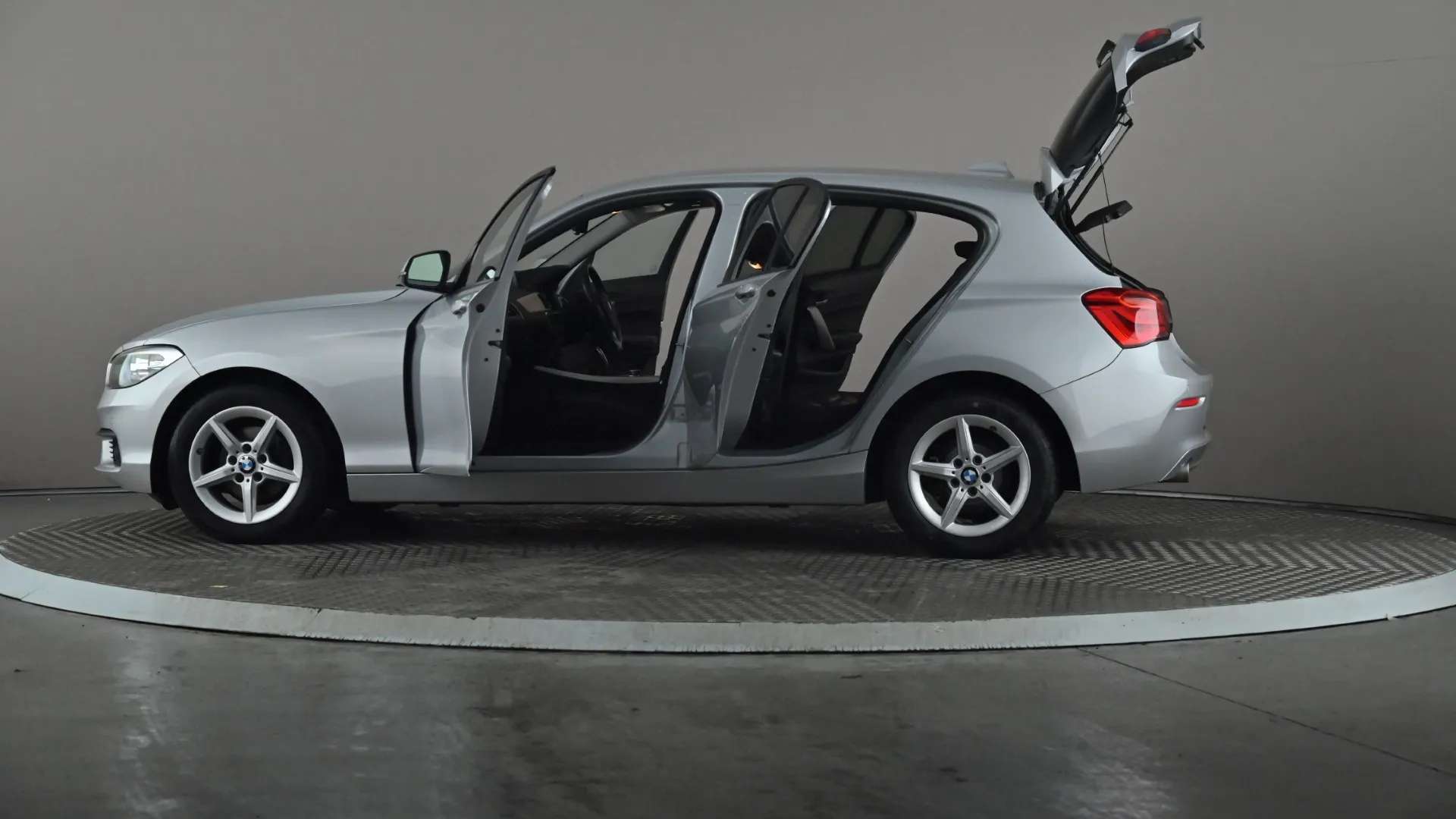 2017 BMW 1 SERIES 2017 BMW 1 SERIES