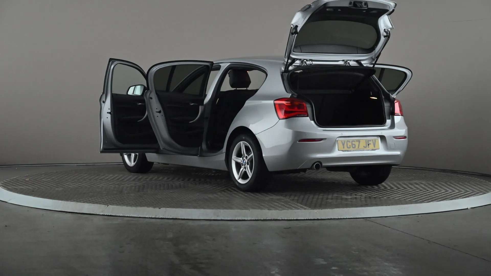 2017 BMW 1 SERIES 2017 BMW 1 SERIES