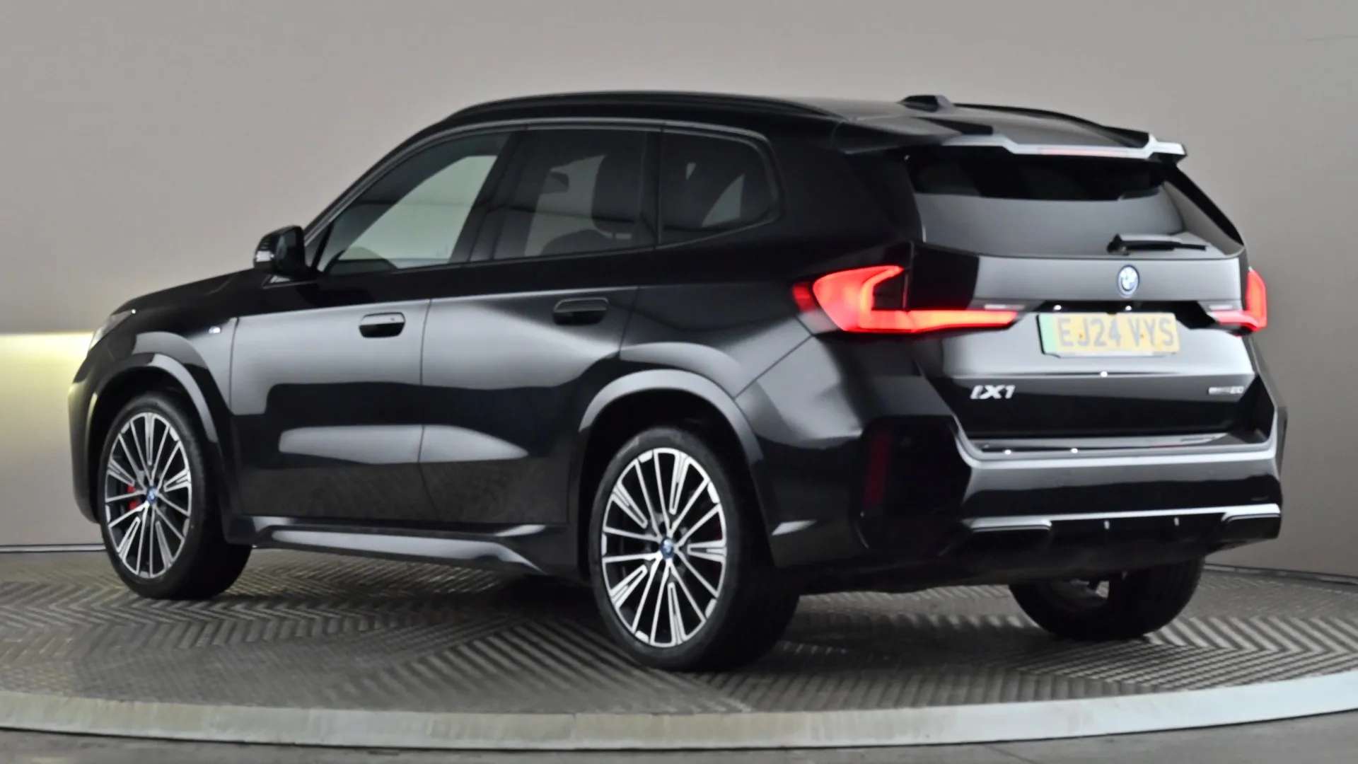 2024 BMW IX1 2024 BMW IX1