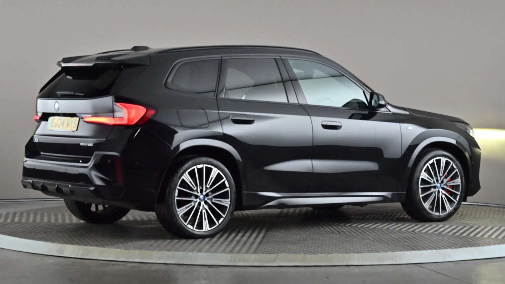 2024 BMW IX1 2024 BMW IX1