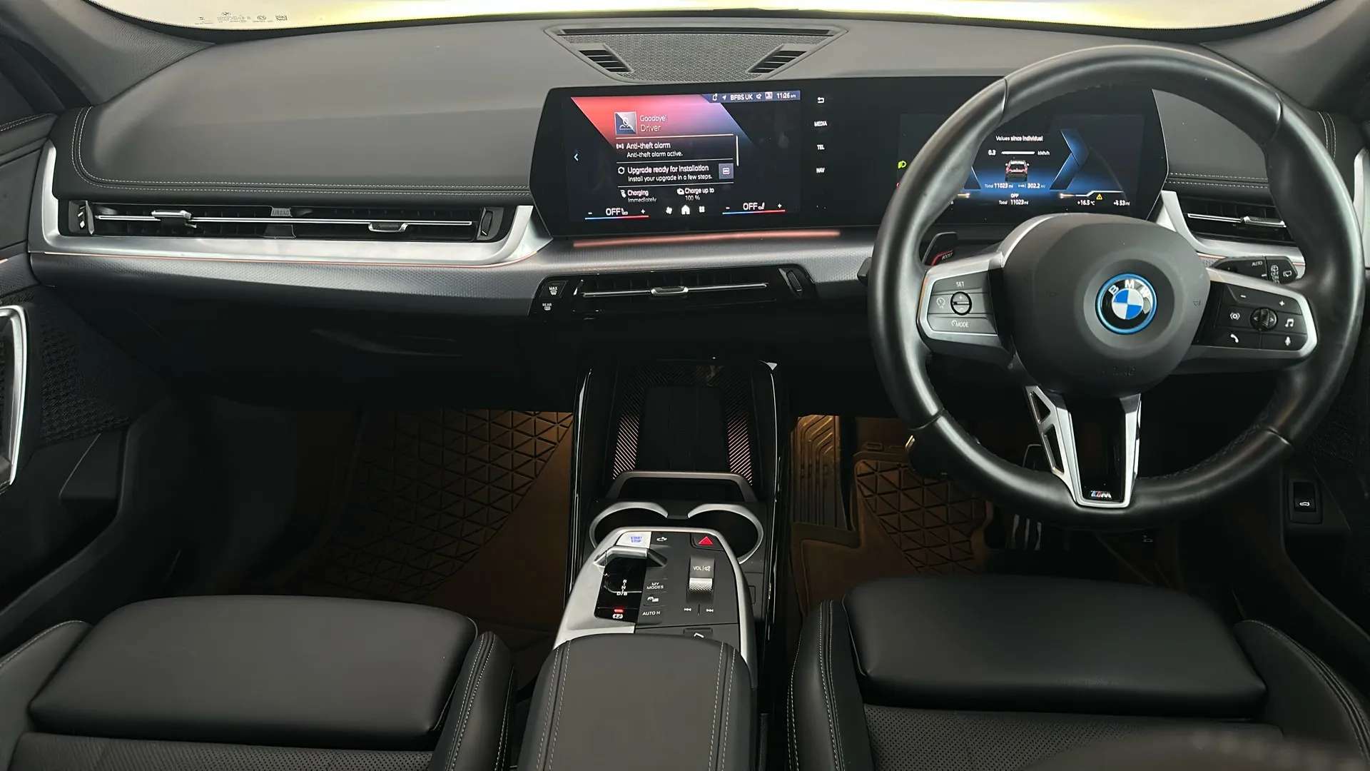 2024 BMW IX1 2024 BMW IX1