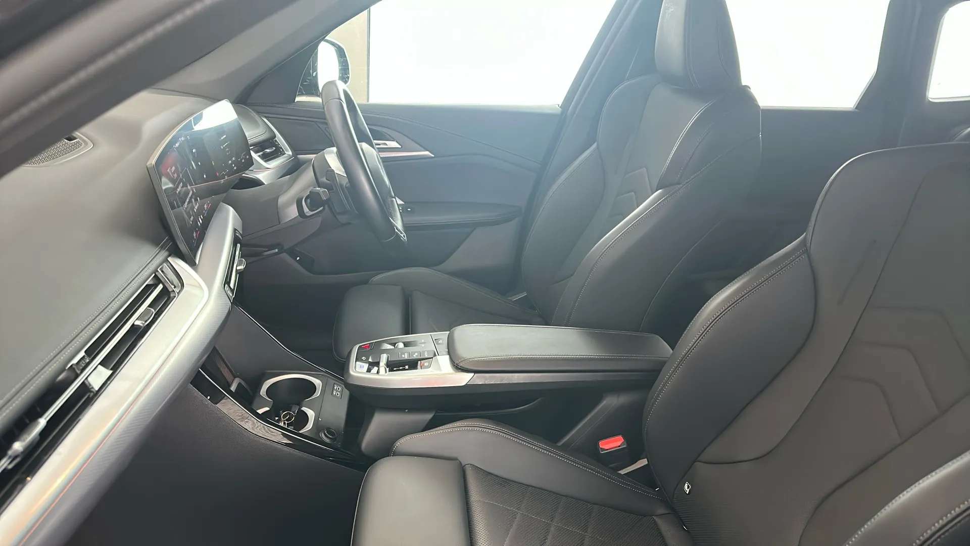 2024 BMW IX1 2024 BMW IX1