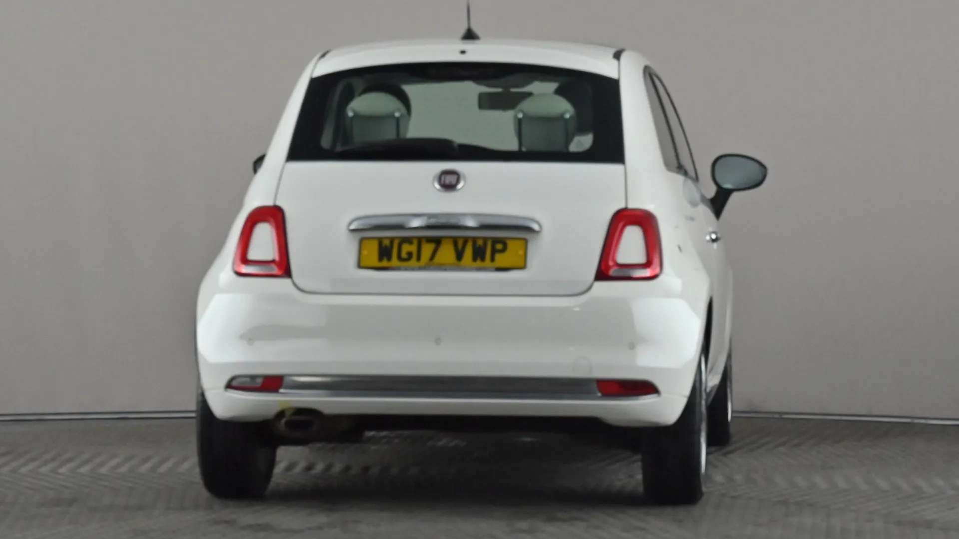 A 2017 FIAT 500 1.2 Lounge A 2017 FIAT 500 1.2 Lounge