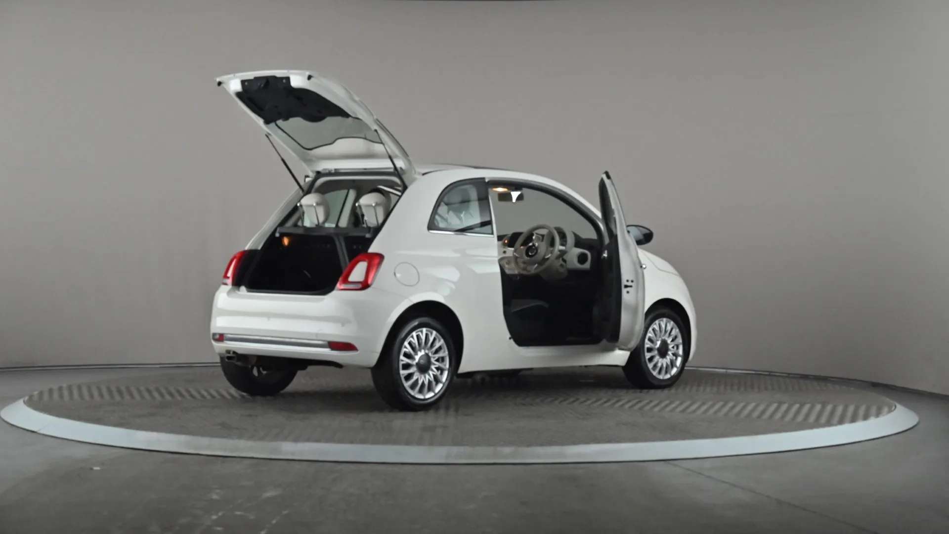 2017 FIAT 500 2017 FIAT 500