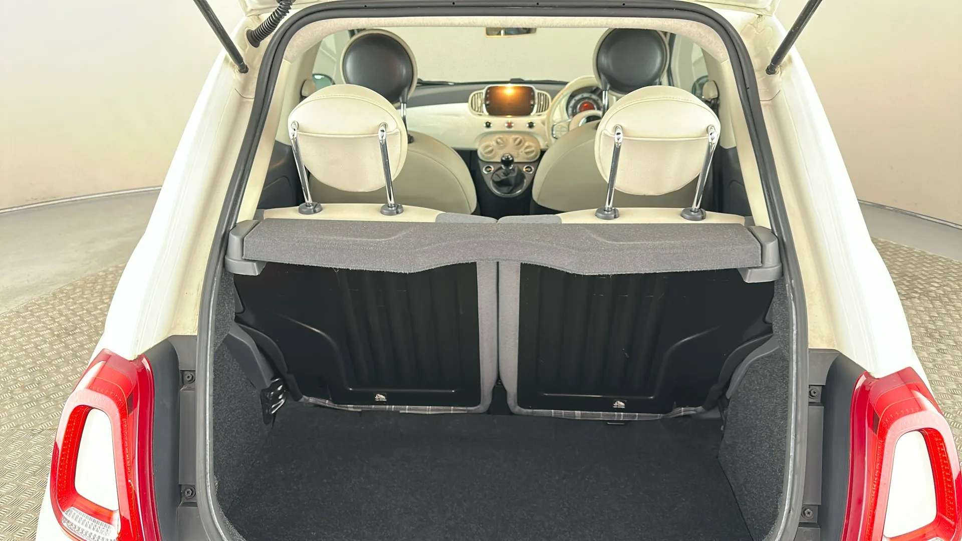 2017 FIAT 500 2017 FIAT 500