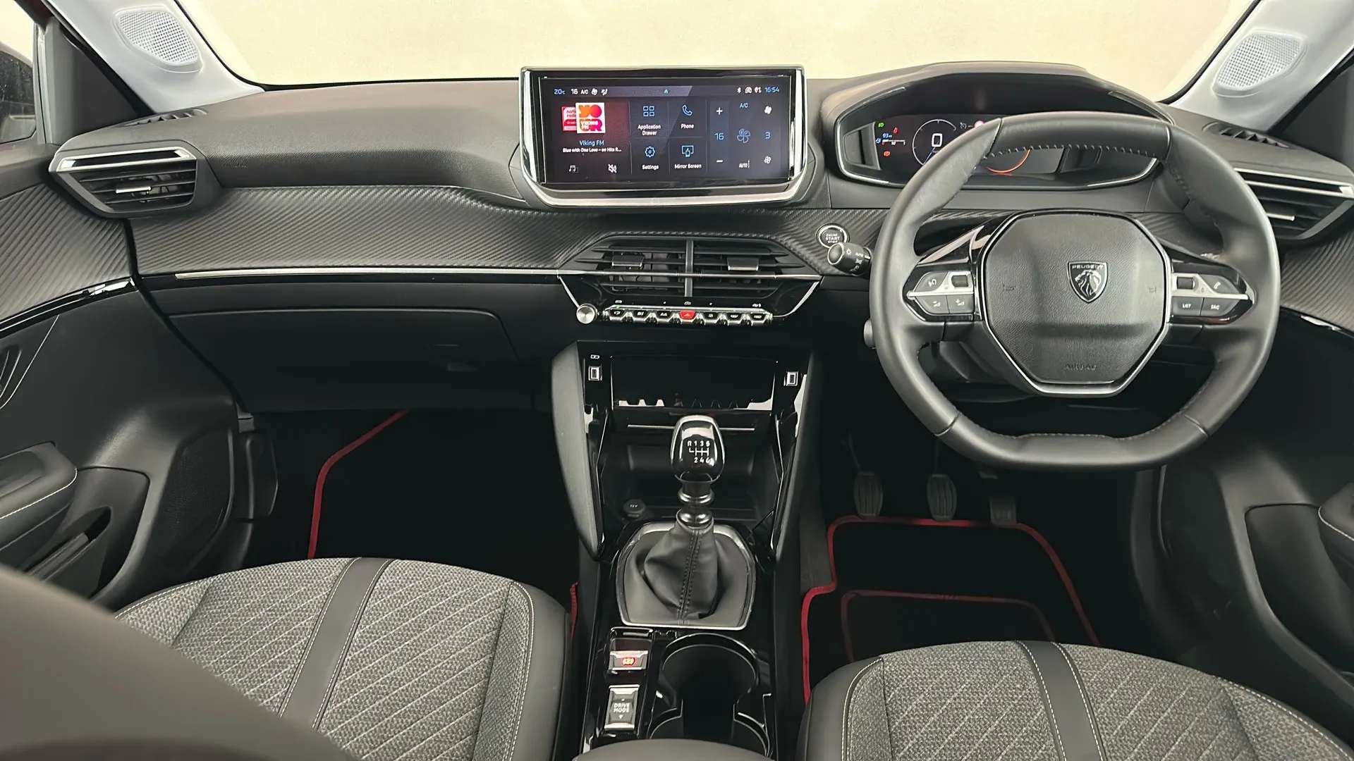 2024 PEUGEOT 208 2024 PEUGEOT 208
