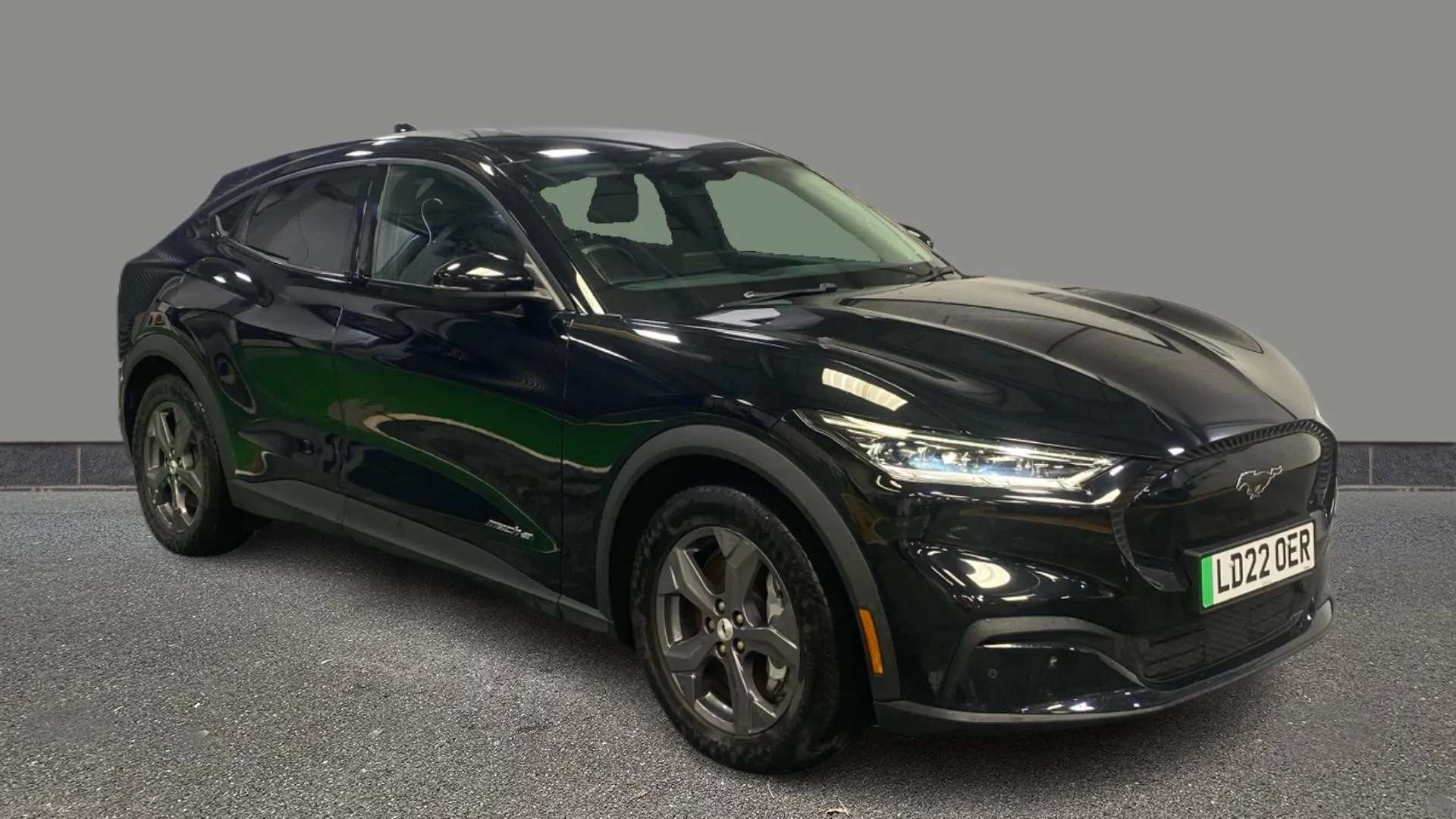 A 2022 FORD MUSTANG MACH-E 198kW Standard Range 68kWh RWD Auto A 2022 FORD MUSTANG MACH-E 198kW Standard Range 68kWh RWD Auto