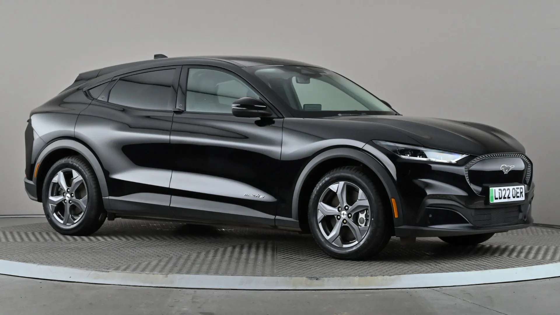 A 2022 FORD MUSTANG MACH-E 198kW Standard Range 68kWh RWD Auto A 2022 FORD MUSTANG MACH-E 198kW Standard Range 68kWh RWD Auto