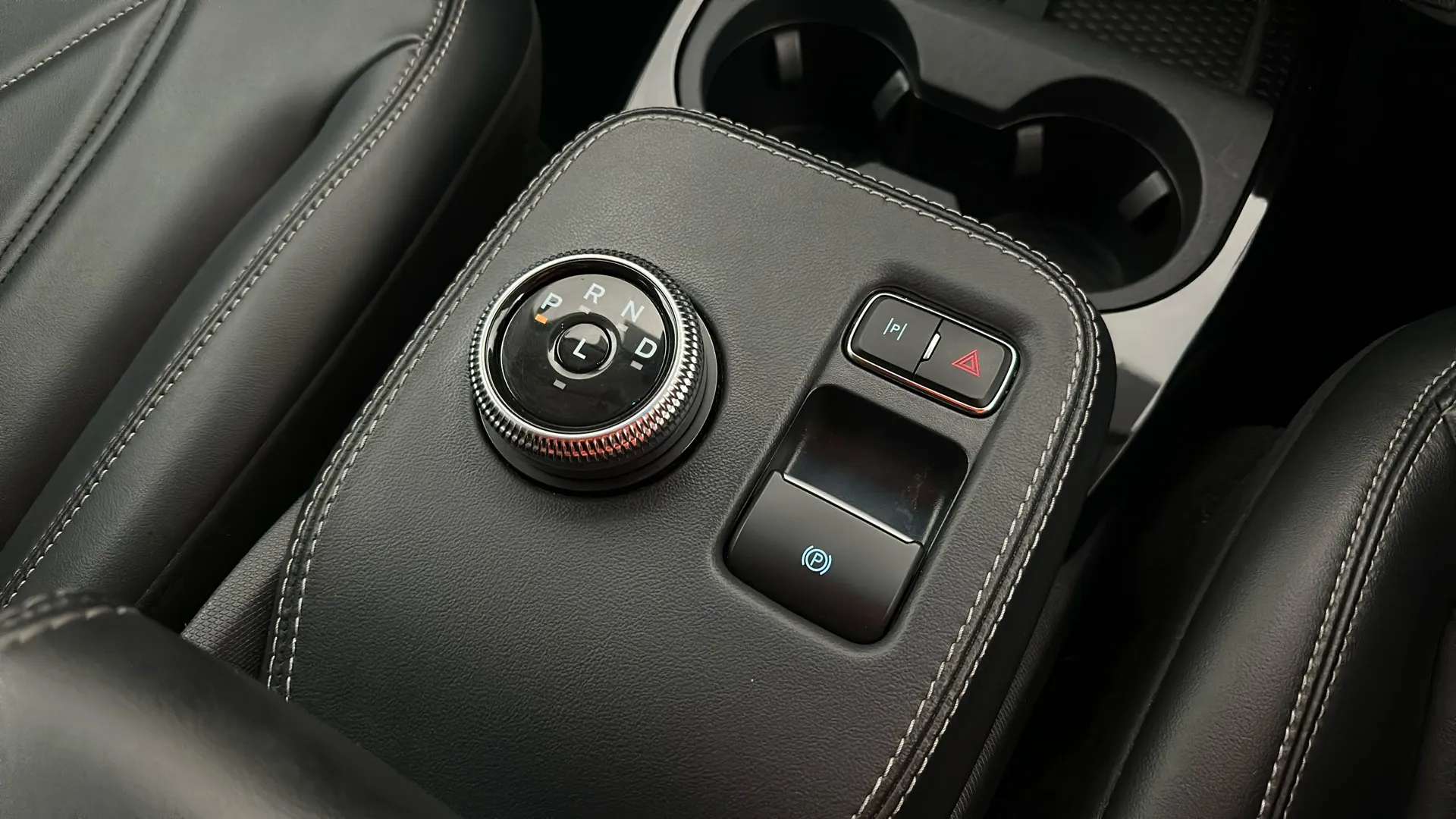 2022 FORD MUSTANG MACH-E 2022 FORD MUSTANG MACH-E