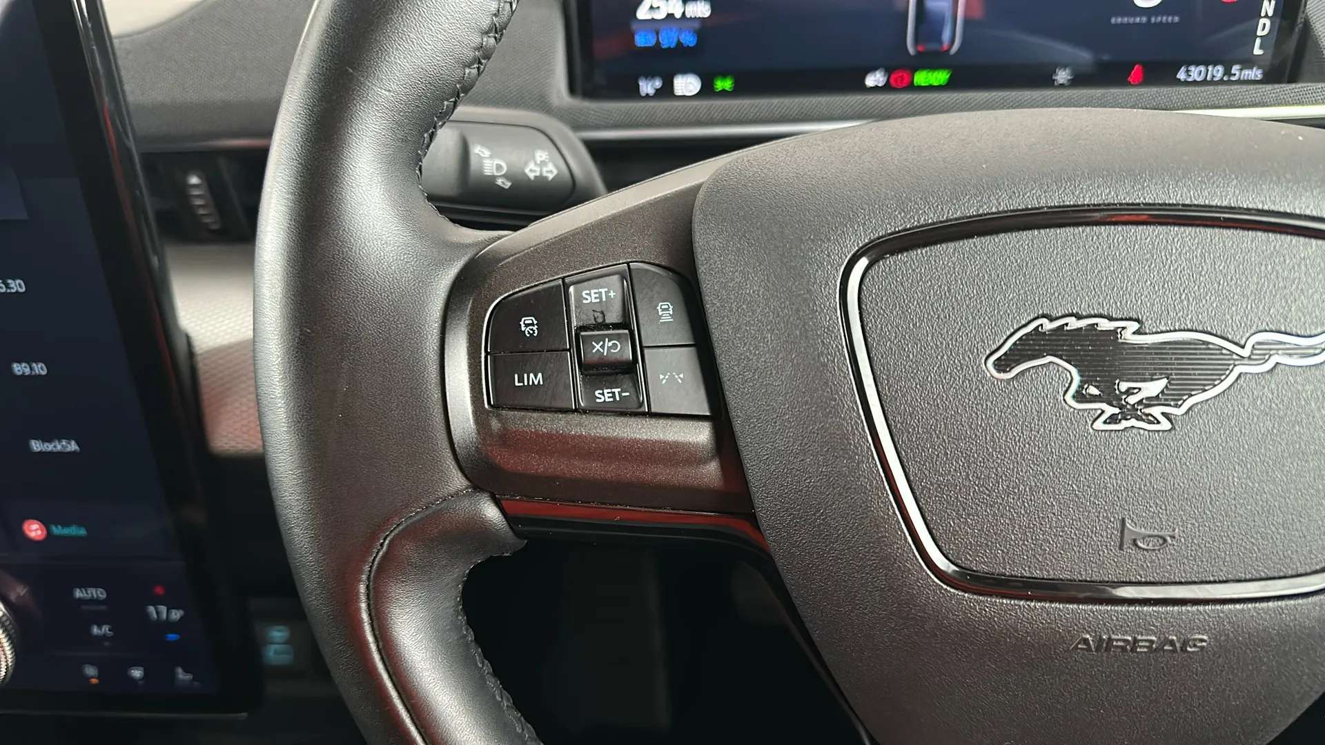 2022 FORD MUSTANG MACH-E 2022 FORD MUSTANG MACH-E