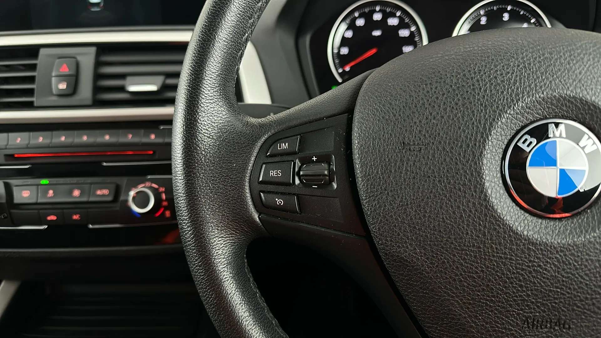 2019 BMW 1 SERIES 2019 BMW 1 SERIES